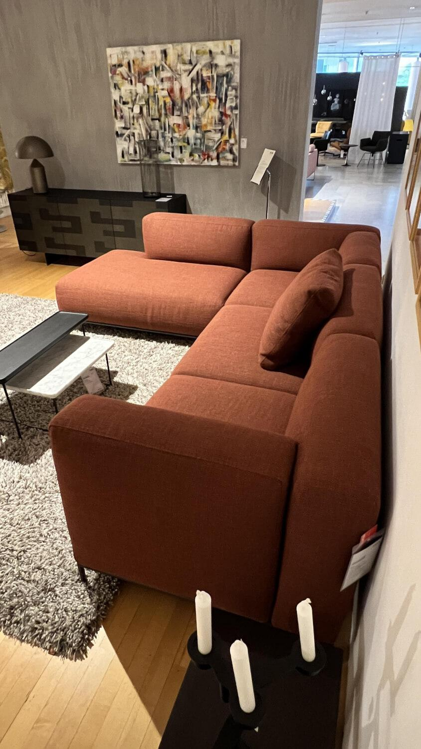 Cassina - Sofa Mex Hi Stoff Eremo Ruggino Orange Rot Gestell Metall Anthrazit Lackiert - 4