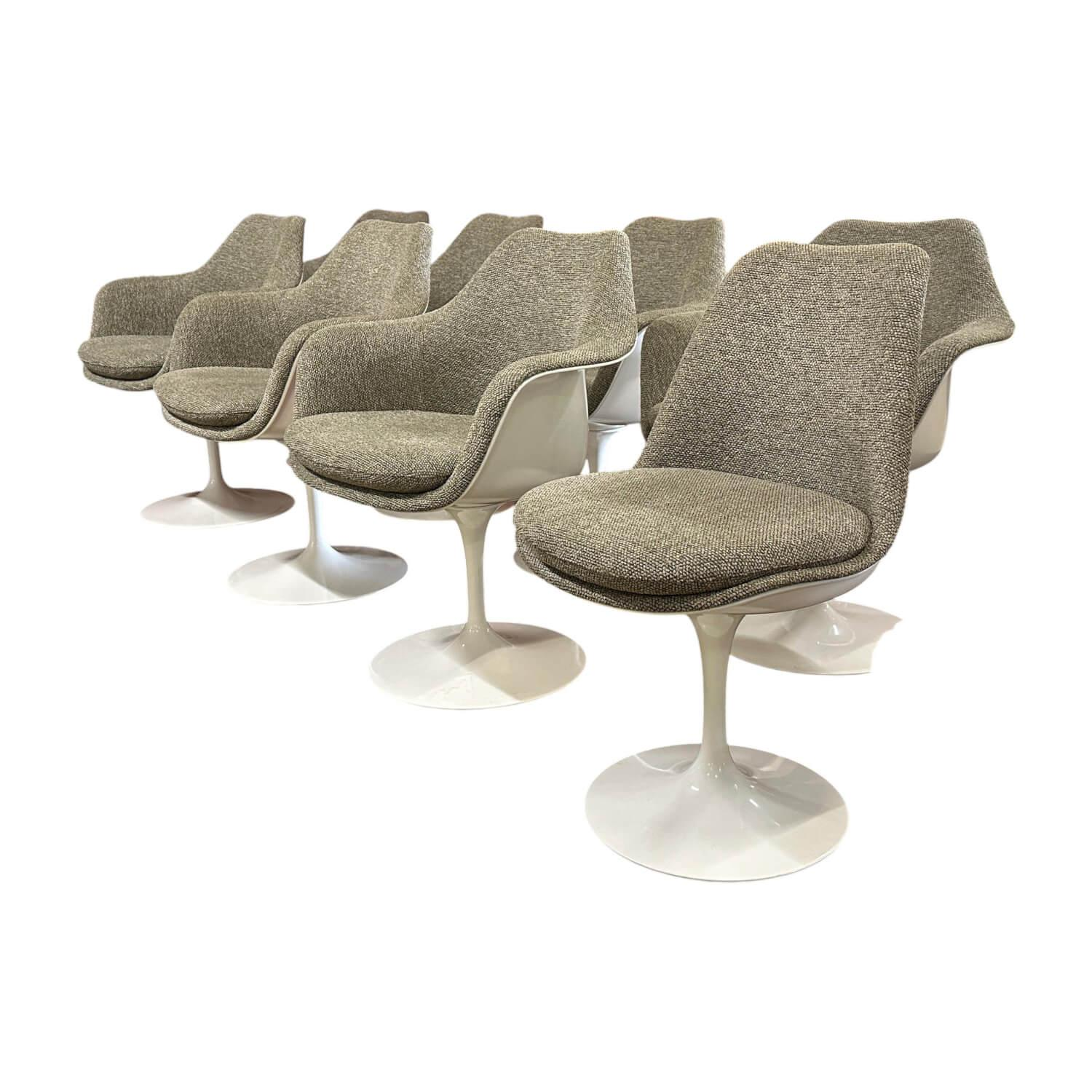 Knoll International - 8er-Set Stuhl Saarinen Tulip Stoff Harley Grün Grau Gestell Aluminium Weiß Pulverbeschichtet - 1