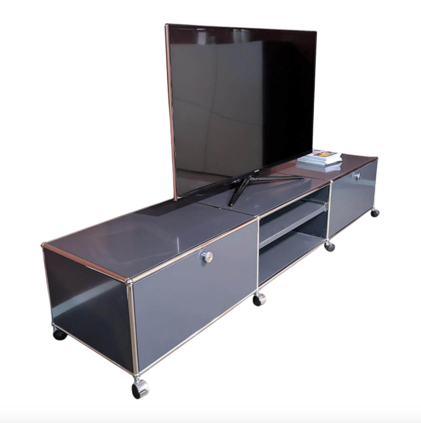 USM Haller - TV-Sideboard Metall Lack Anthrazitgrau - 1