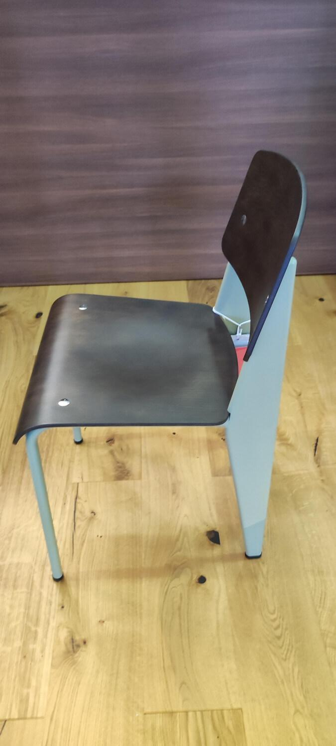 Vitra - Stuhl Standard Sitz Und Rücken Eiche Dunkel Gestell Metall Prouvé Gris Vermeer 13 Grün Pulverbeschichtet - 4