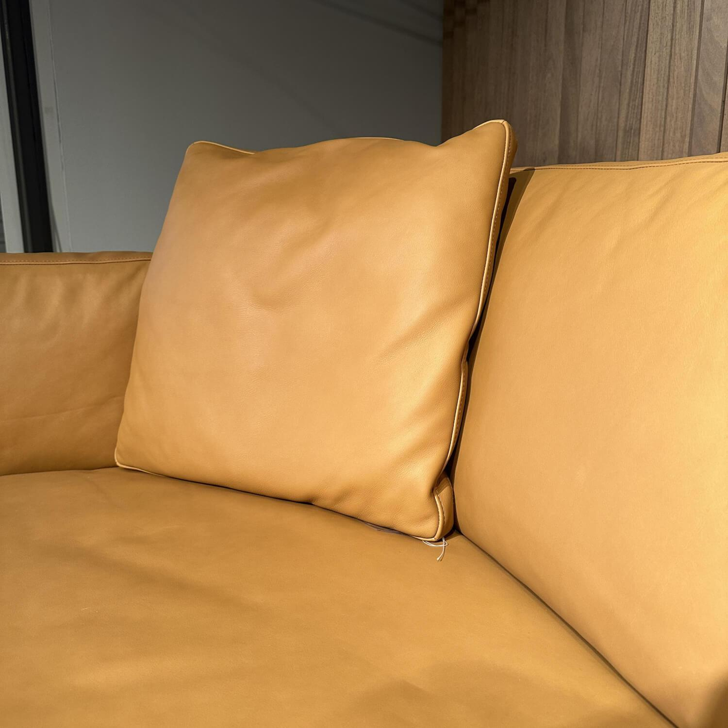 Sofa 8 Leder ZZ Naturale Braun 13Z360 Gestell Anthrazit Inklusive Wurfkissen