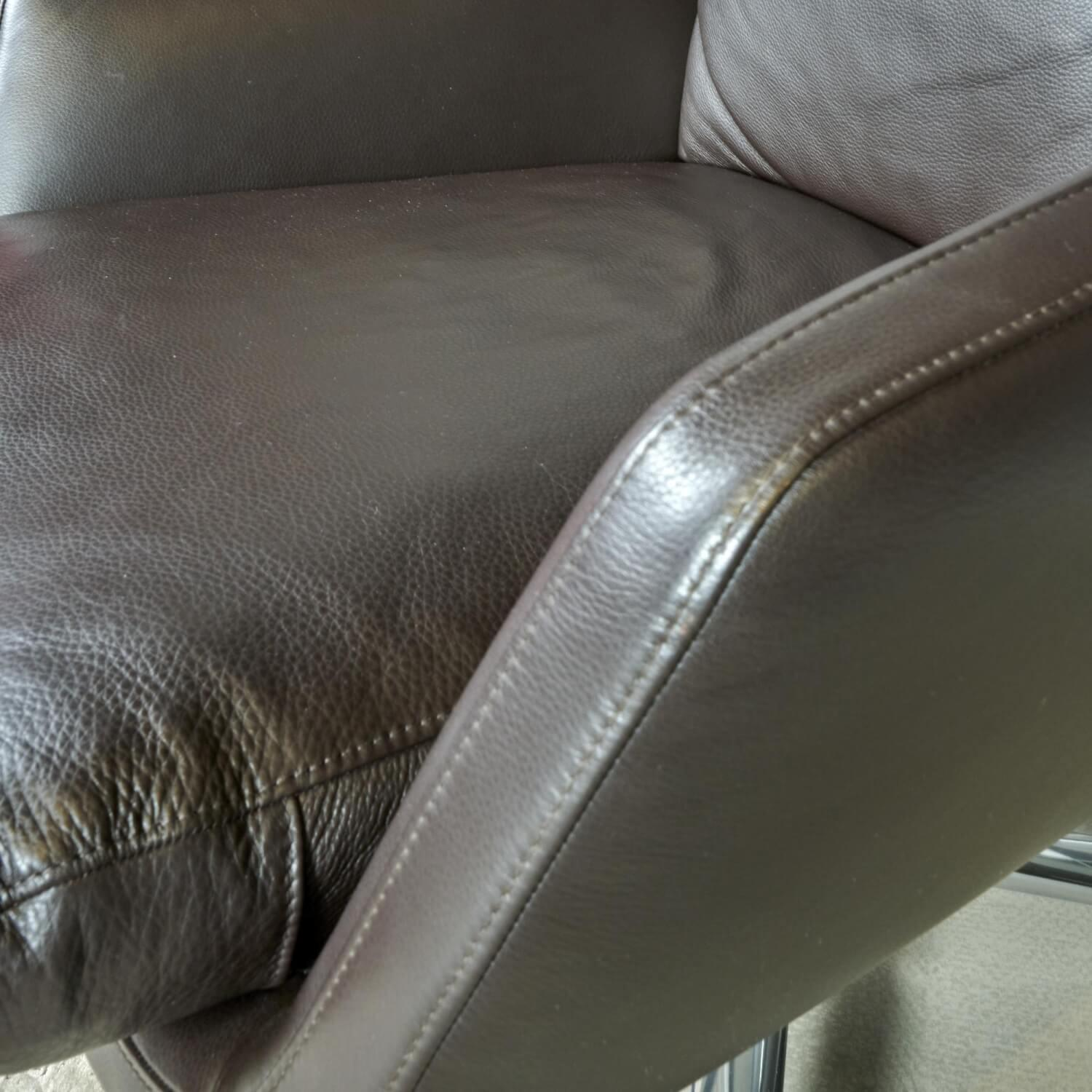 Sessel Mit Hocker Cordia Leder 455 Espresso Drehgestell Alu Poliert