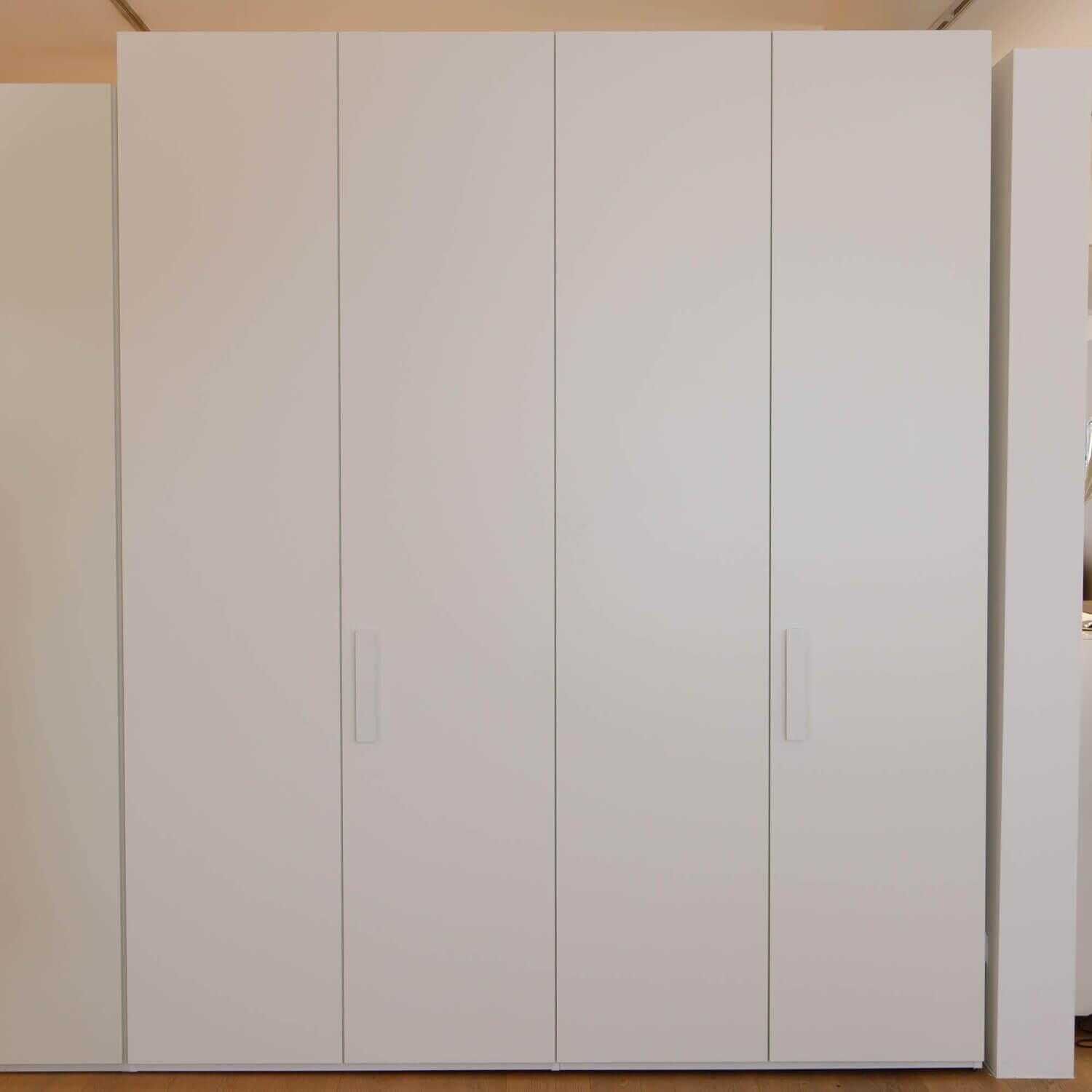Interlübke Kleiderschrank Base 260-42-81665