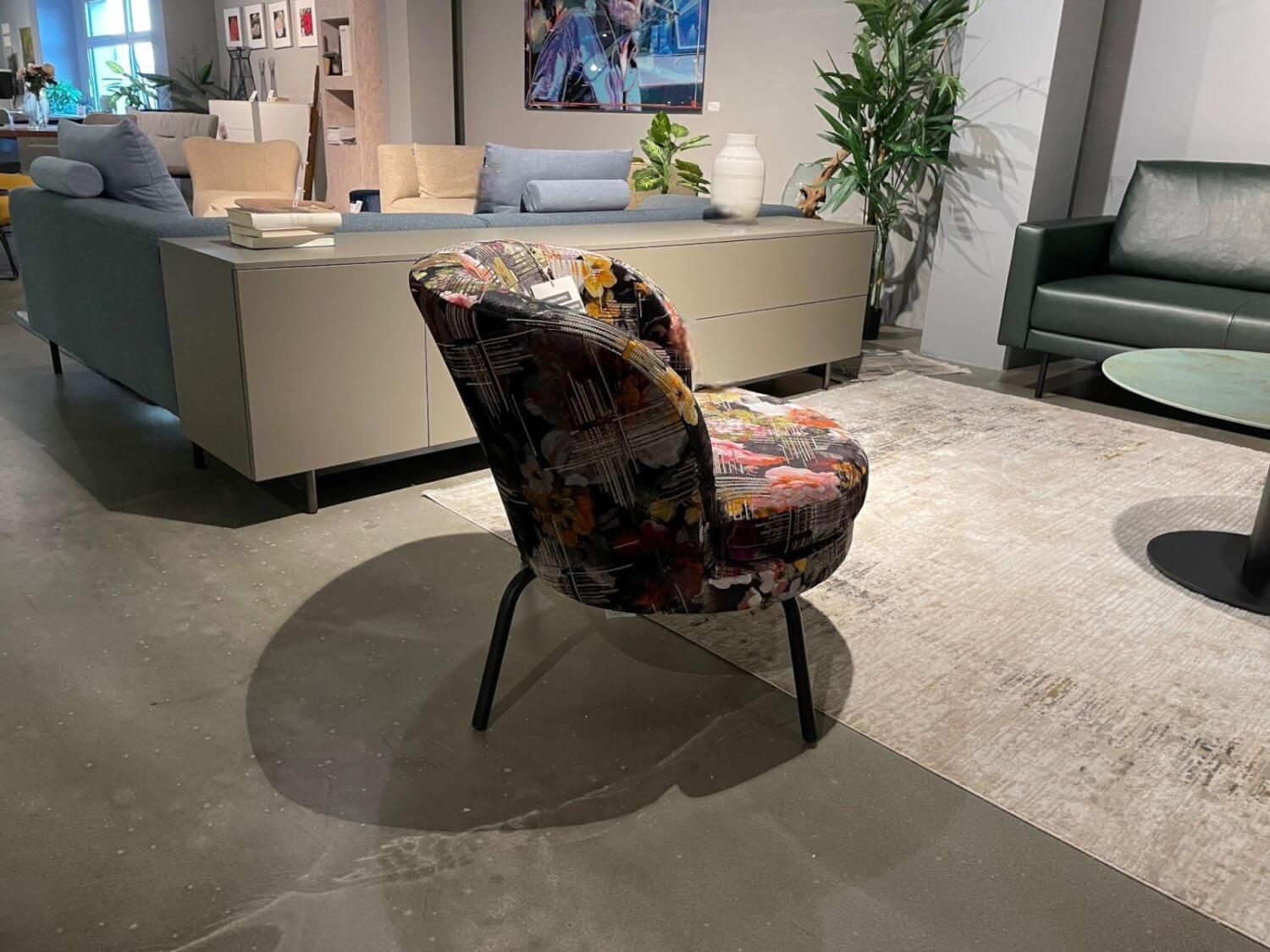 Stern - Sessel Leni Stoff Flower Blumenmuster Schwarz Rot Gelb Gestell Aluminium Schwarz Matt - 4