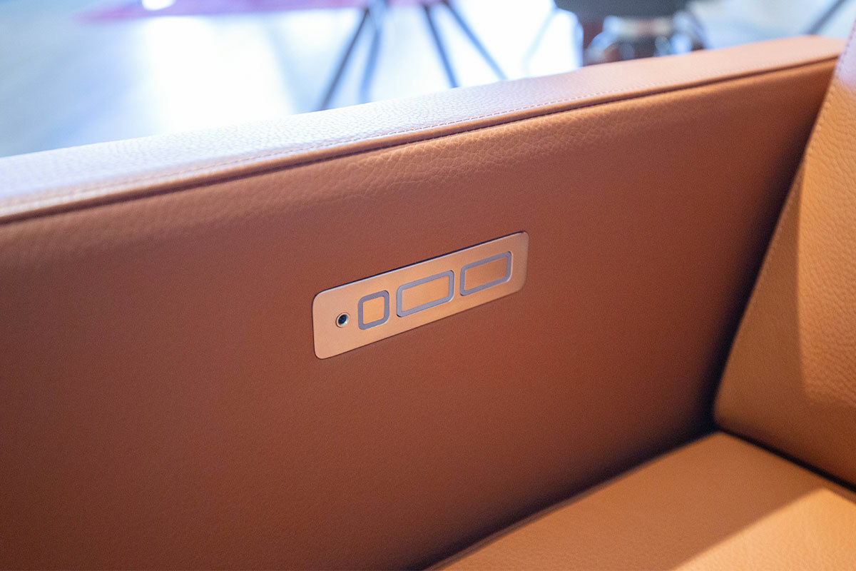 Strässle - Sessel Cubo Leder Rustica 70270 Nature Hellbraun Gestell Chrom mit 2 Motoren - 3