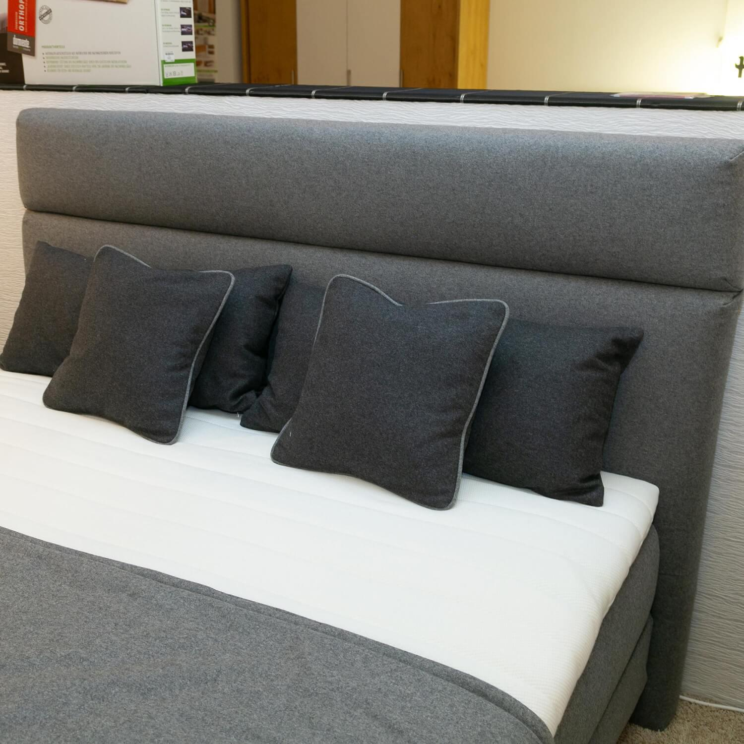 Contur - Boxspringbett Gargano Bezug 2 00695 Metallfuß Schwarz Inklusive Matratzen T500 - 3