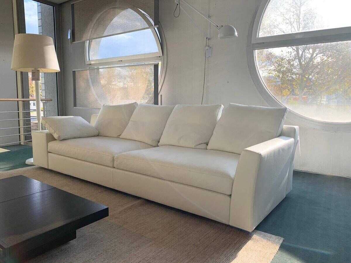 cassina-sofa-mister-dreisitzer-leder-13x247-wei-C3-9F-mit-4-r-C3-BCckenkissen-und-1-armlehnkissen-07d925fc8728OZrgqBP11yhIT Cassina - Sofa Mister Dreisitzer Leder 13X247 Weiß mit 4 Rückenkissen und 1 Armlehnkissen - 3