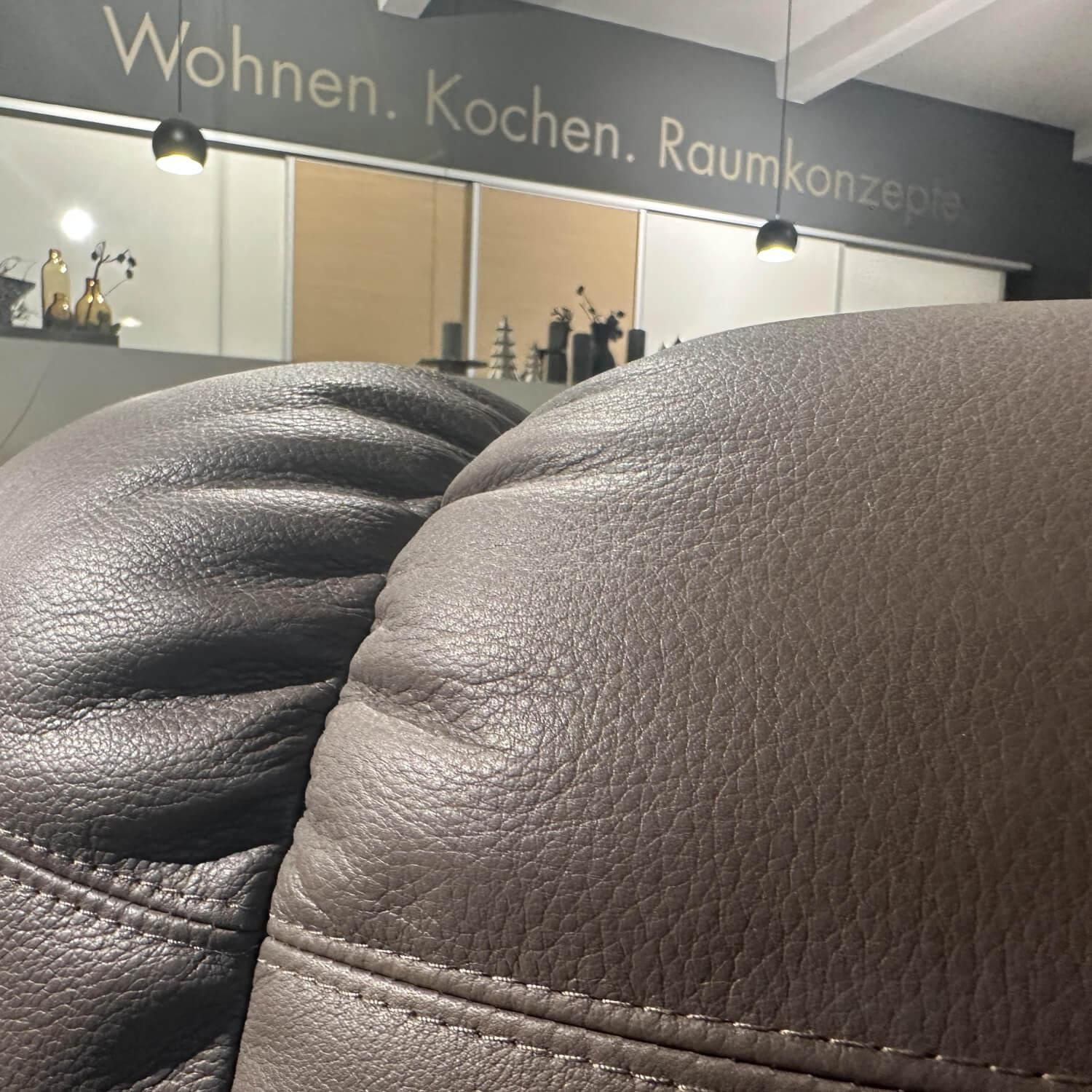 Brühl - Sessel Magnolia Anilinleder 5707 85 Pearl Braun Fuße Metall Schwarz Pulverbeschichtet - 4