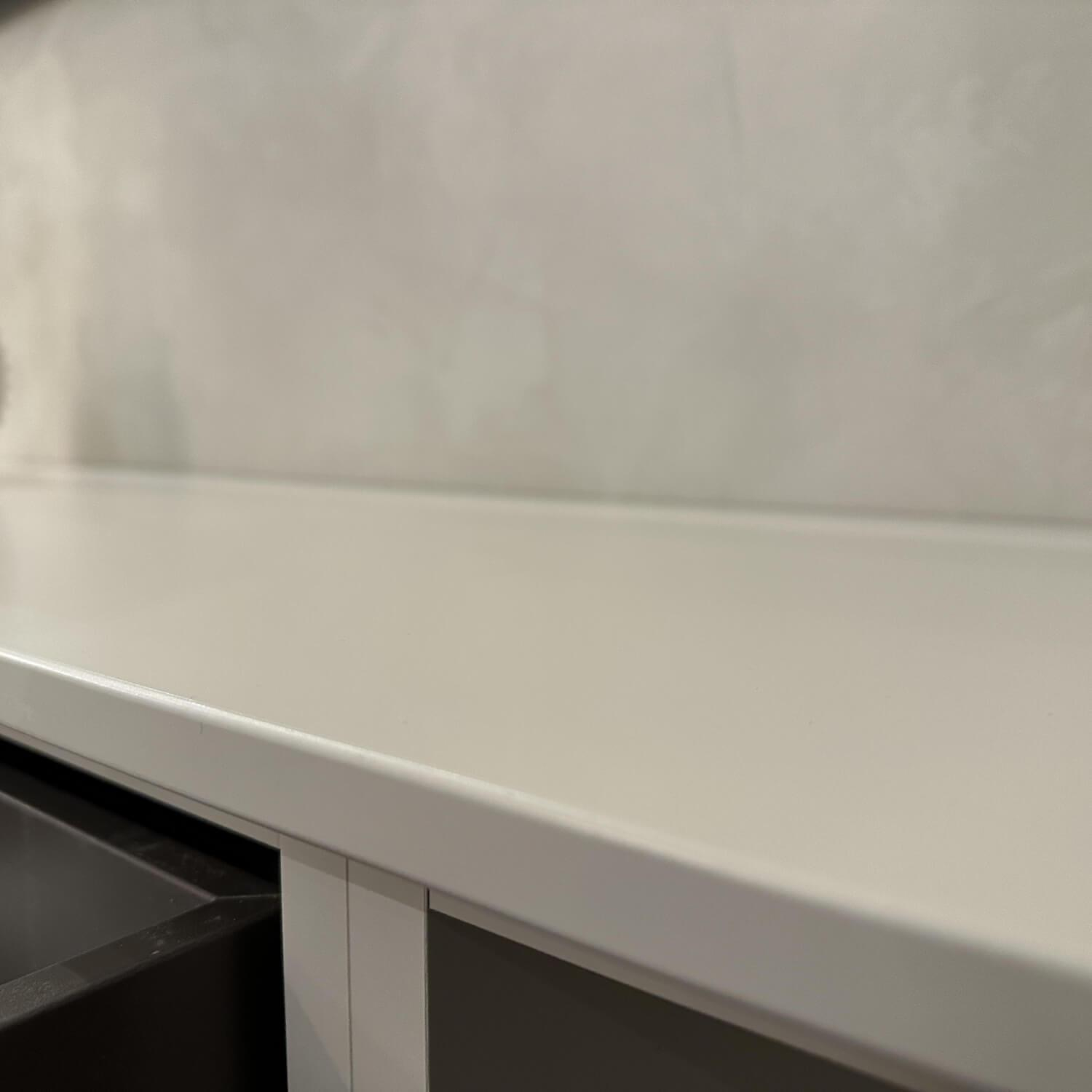 Rietberger Möbelwerke - Sideboard Deviso Lack Seidengrau Inklusive Wandspiegel Eckig Mit Beleuchtung - 3