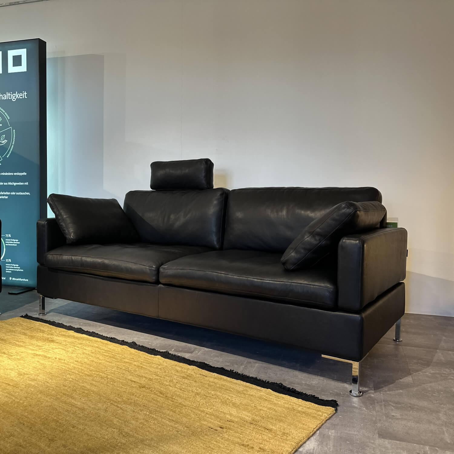 Brühl - Sofa Soft Leder Pearl 5707 10 Schwarz Winkelfuß Verchromt - 5