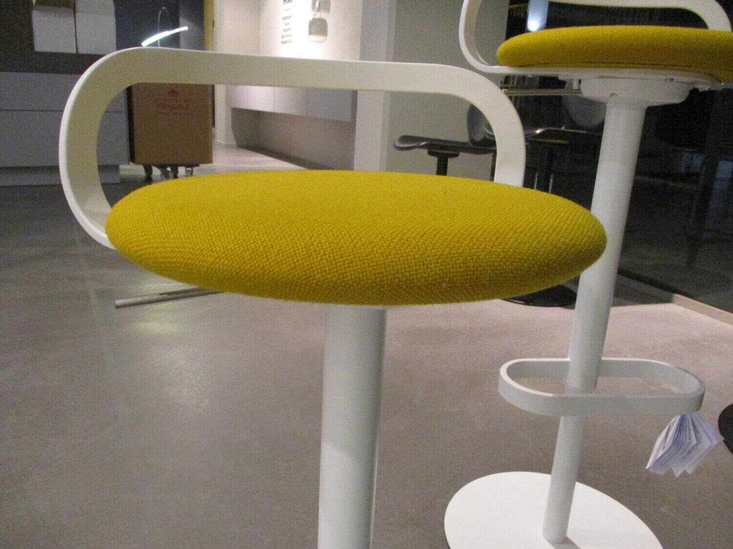 Lapalma - 2er-Set Barhocker Mak Stoff Stoff Hallingdal 457, PG C Gelb Gestell Weiß - 5