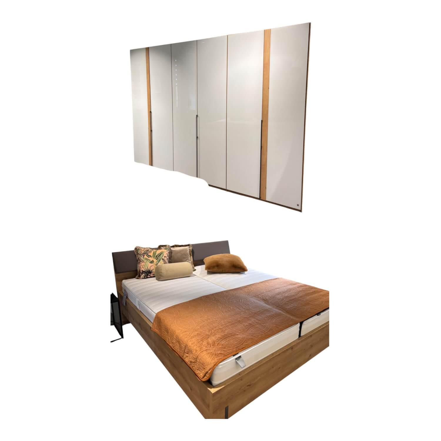 Musterring - Schlafzimmer Sala 2 0 Schrank Front Glas Weiß Korpus Eiche Bianco Bett Kopfteil Und Korpus Holz Füße Schiefer Grau - 1