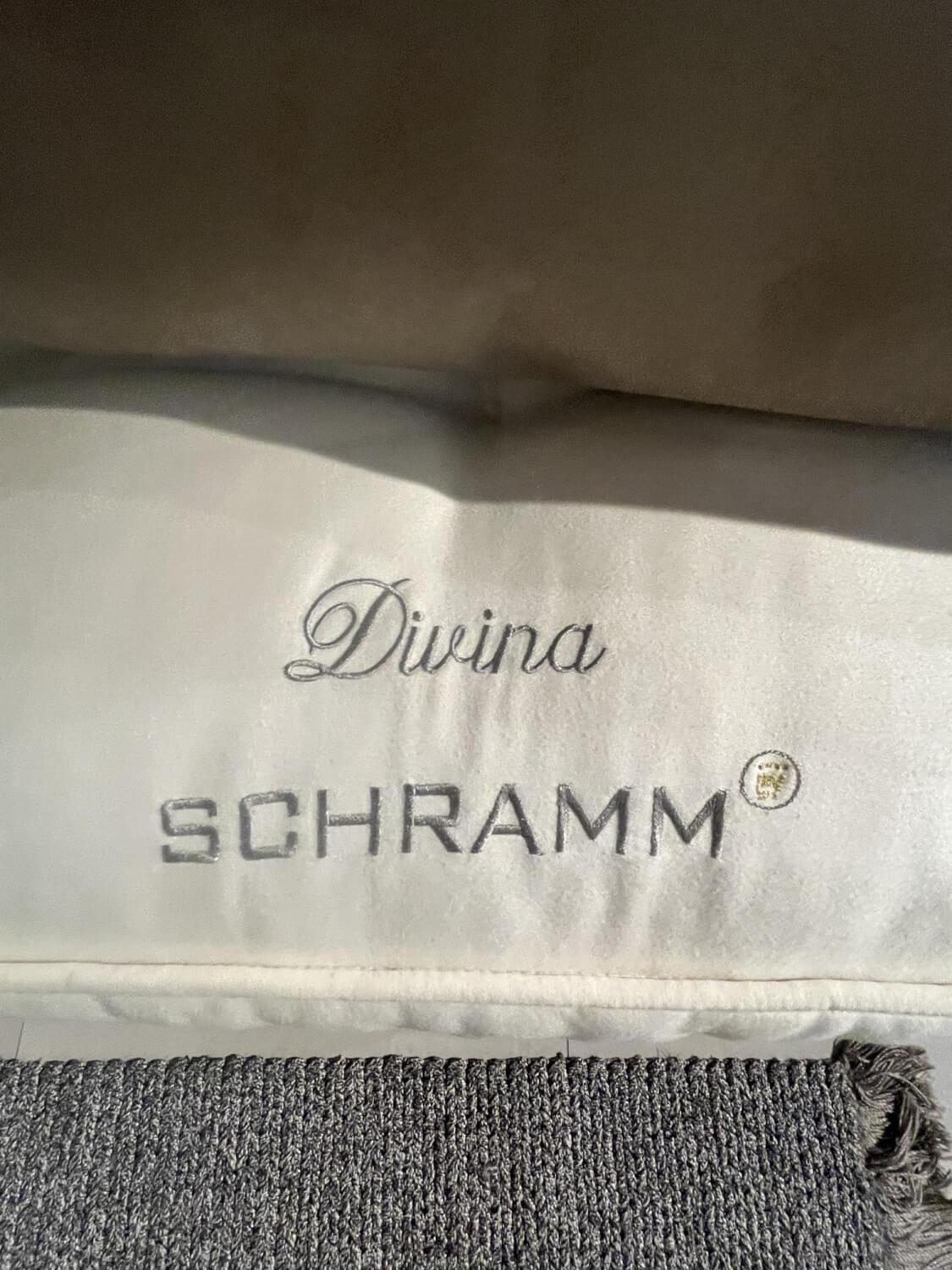 Schramm - Doppelbett Gala 18 S Stoff Nicola 3100 Anthrazit Füße Holz Inklusive Matratzen - 3