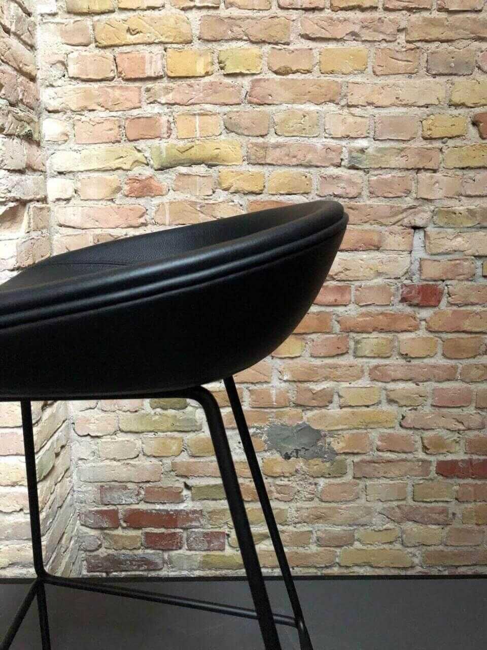 Hay - Barhocker AAS 39 Low Leder Sierra Schwarz Gestell Stahl Schwarz Pulverbeschichtet - 3