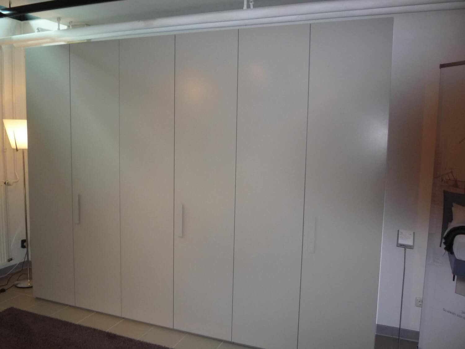 Interlübke - Kleiderschrank Base Lack Muschel Korpus Lack Silbergrau Metallic - 1