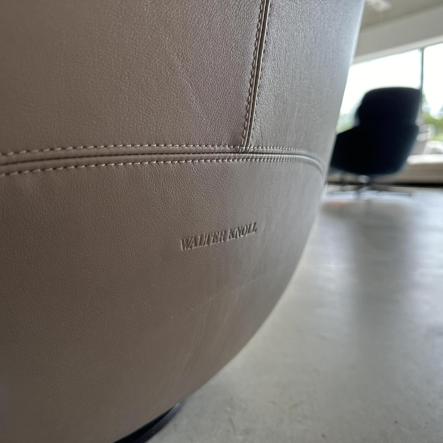 Walter Knoll - Sessel Ishino 195 10 Leder Elen 1406 Taupe Beige Drehteller Schwarz Matt Mit Kunststoffgleitern - 2