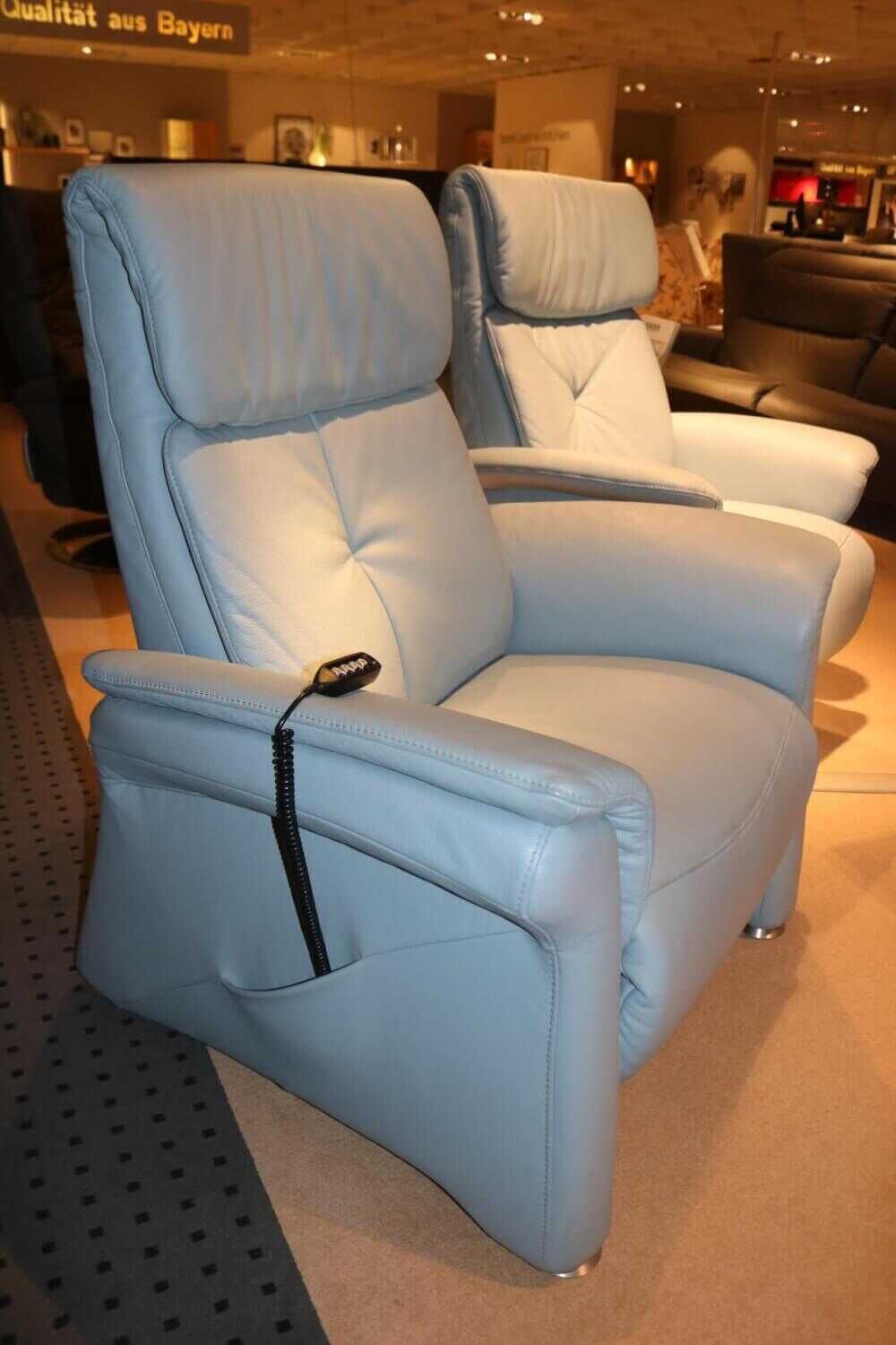 himolla-sessel-cumuly-28-q-leder-blau-mit-elektrischer-verstellfunktion-2-motorig-763fc199fb5a5d2f1ac6c1076 himolla - Sessel Cumuly 28 Q Leder Blau mit elektrischer Verstellfunktion (2-motorig) - 4