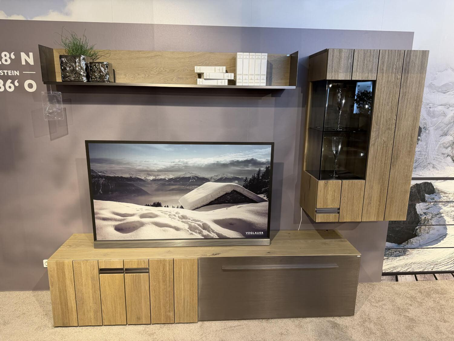 Voglauer - Wohnwand V-Galvino Alteiche Rustiko Schwemmgrau Lackiert Metallakzent Mit LED Beleuchtung - 3