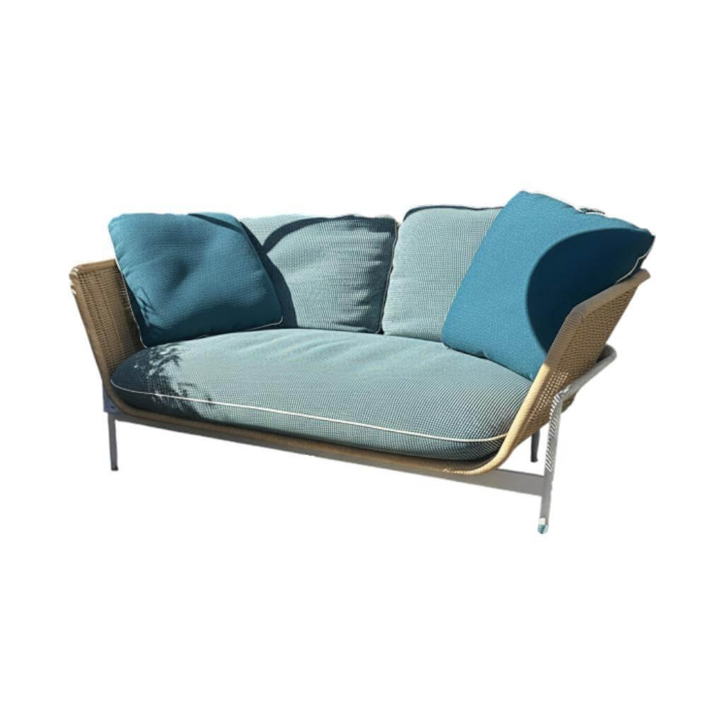 Cassina - Outdoor Sofa Esosoft Polster Stoff Laguna Small Oceano Grün Blau Geflecht Kunstfaser Gestell Metall Beschichtet Weiß Mit Kissen - 1