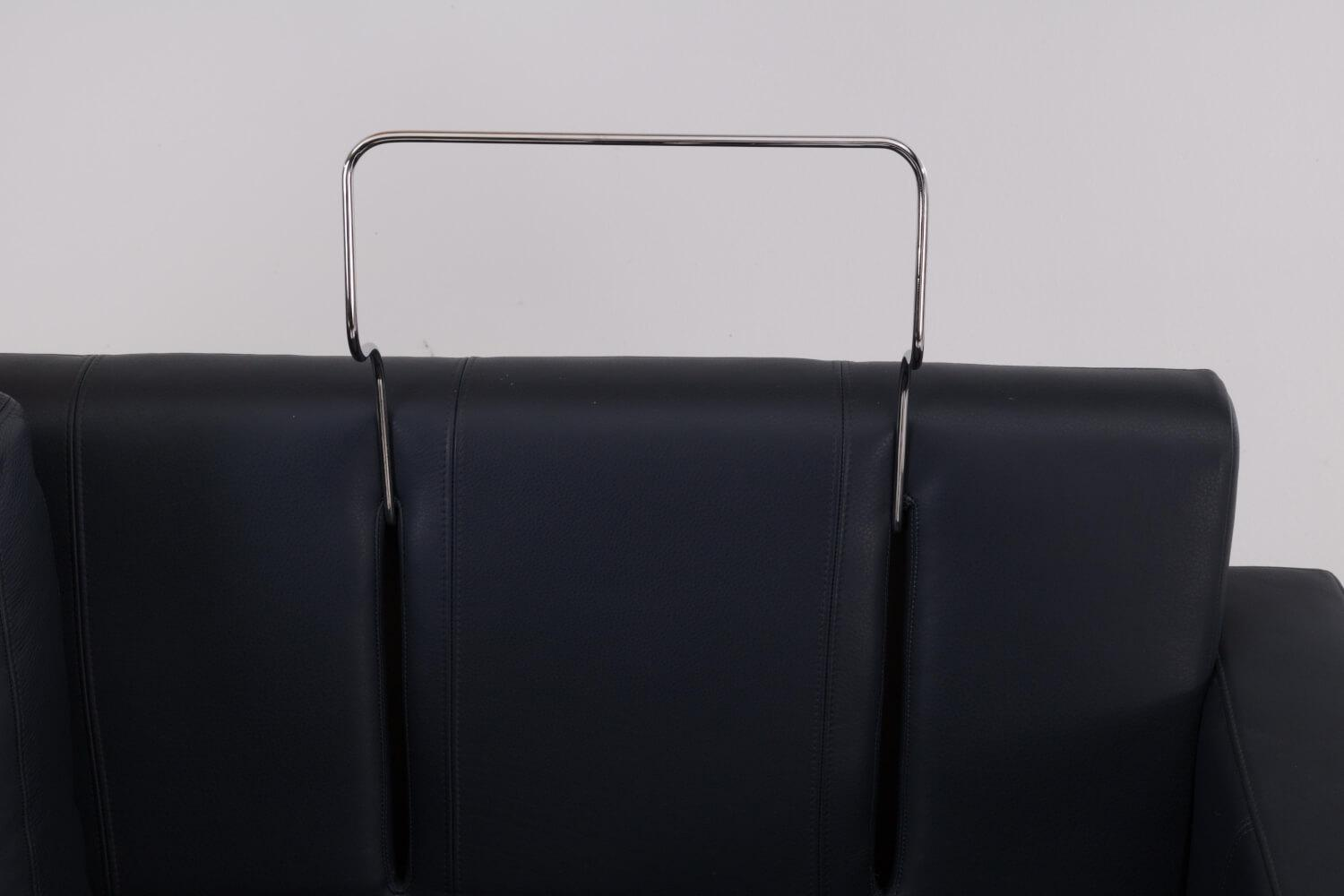 Werther - Sofa Variation 108 Leder L7060C Dunkelblau Füße Edelstahlkufen Silber Inklusive Kopfteilkissen - 5