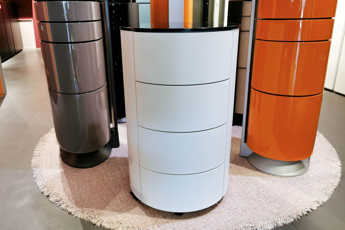 Schönbuch - Rundkommode Conga Lack Schneeweiß 0054 Abdeckplatte Marmor Nero Schwarz - 4