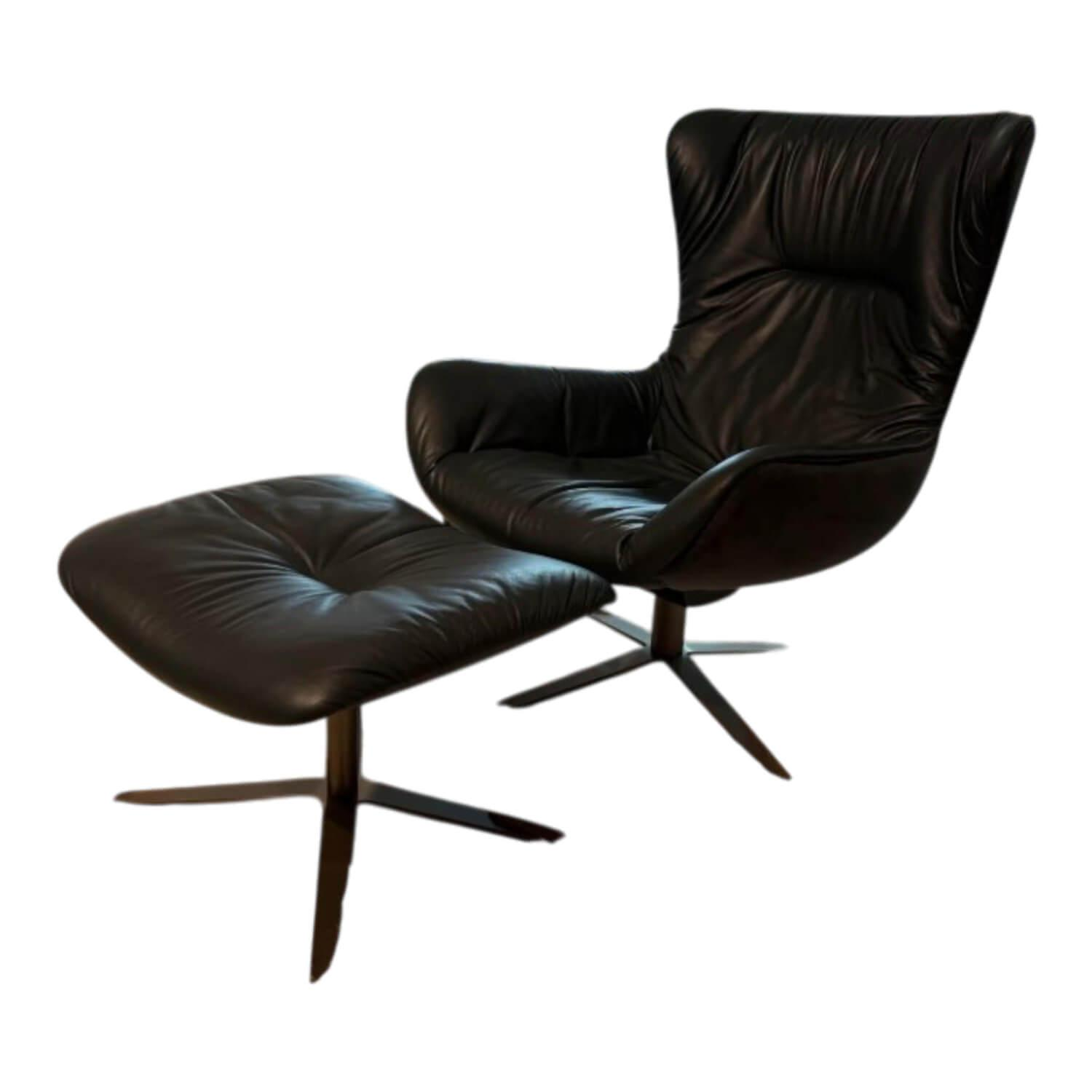 Freifrau - Sessel Leya Wingback Chair Sitzseite Leder Opium Garden Außen Stoff Adamo Grün mit Hocker - 1