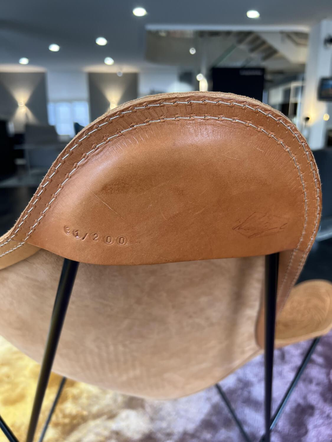 Cuero - Sessel Pampa Mariposa Sitz Vollnarbenleder Mit Handgeprägtem Und Geschnitzten Muster Farbe Natur Gestell Stahl Schwarz - 3