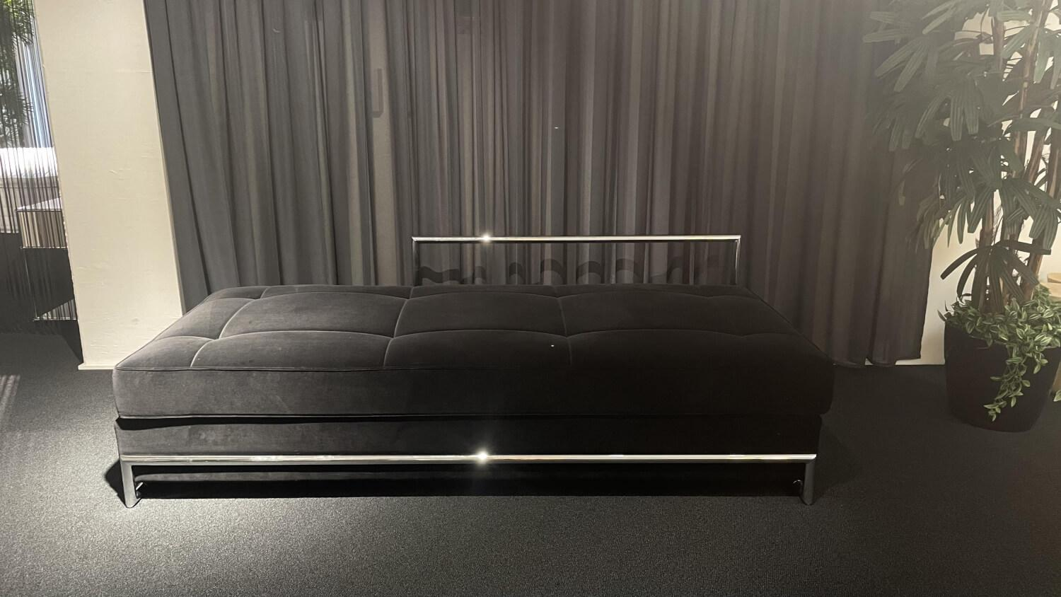 ClassiCon - Day Bed Stoff Harald 192 Schwarz Gestell Chrom - 6