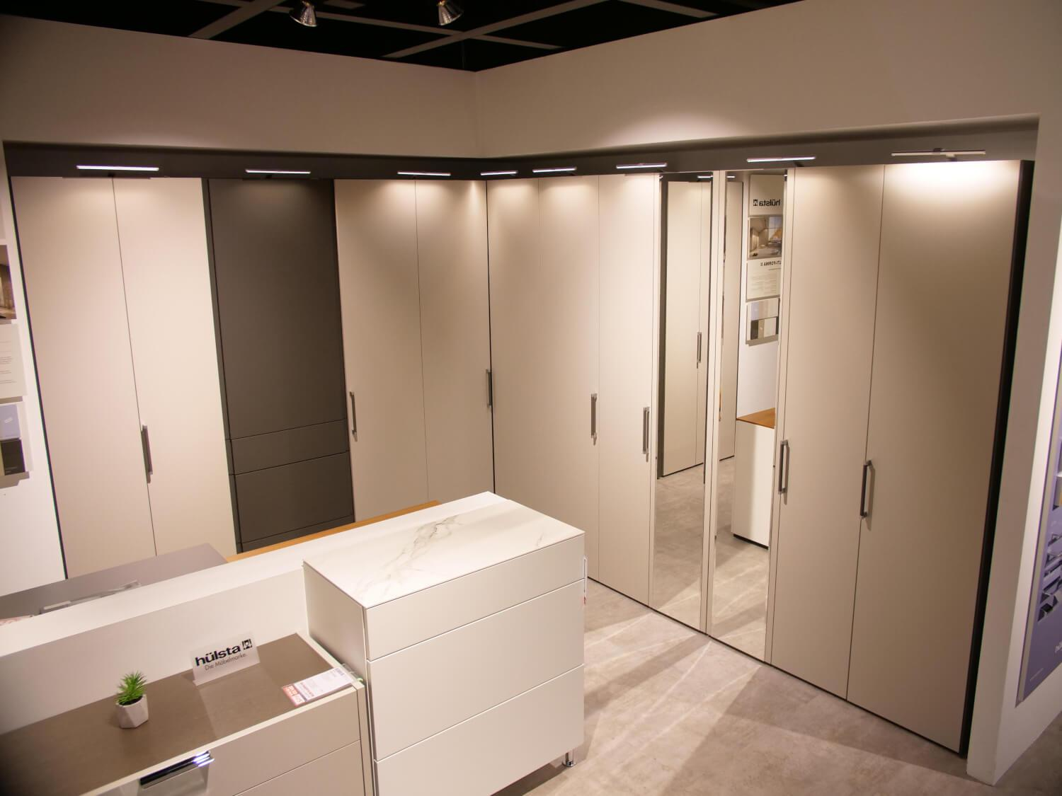 Hülsta - Systemeckschrank Multi Forma II Lack Grau Design T+U Griff U012 Lack Grau - 31