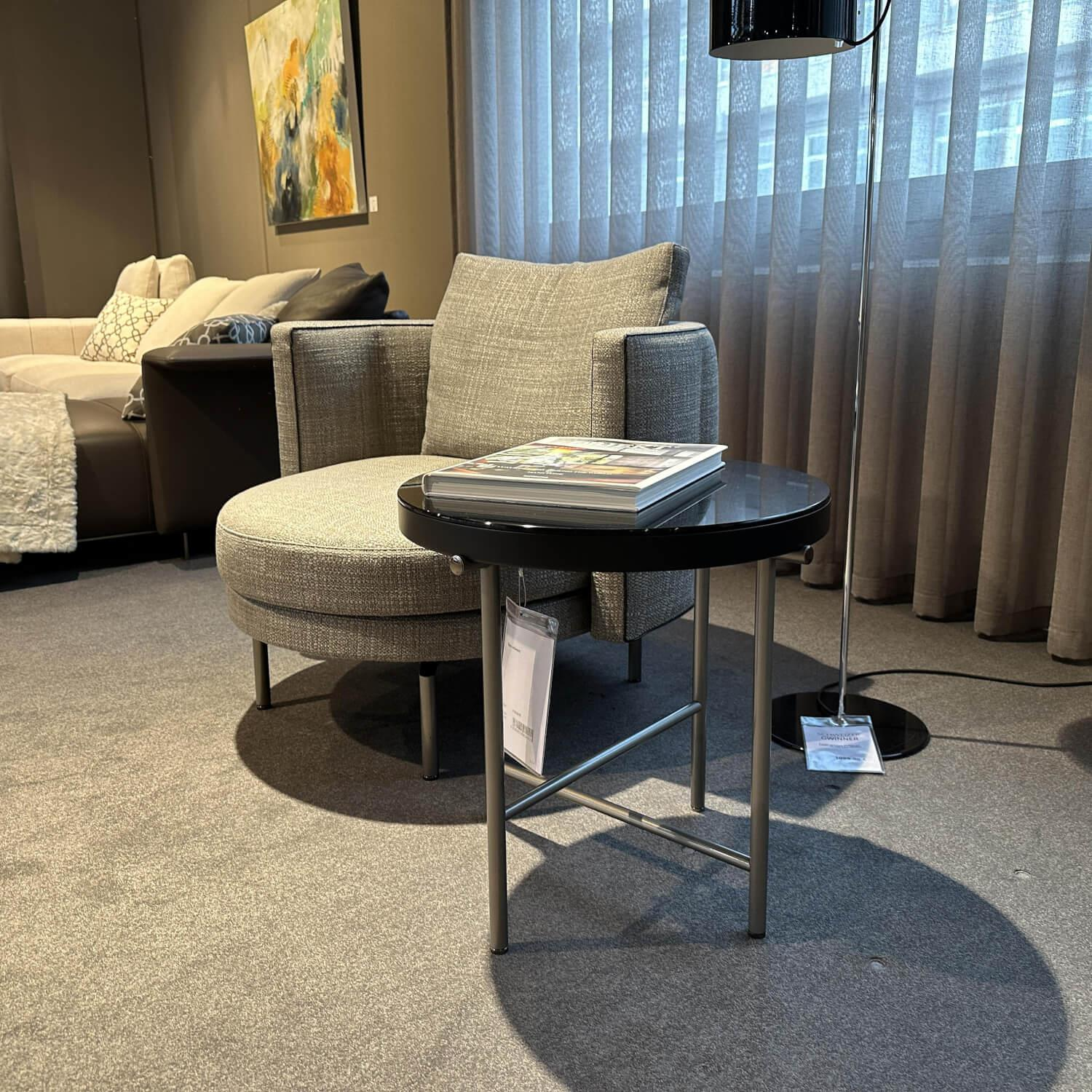 Minotti - Beistelltisch Torii Platte Glas Schwarz Gestell Metall Schwarz - 5
