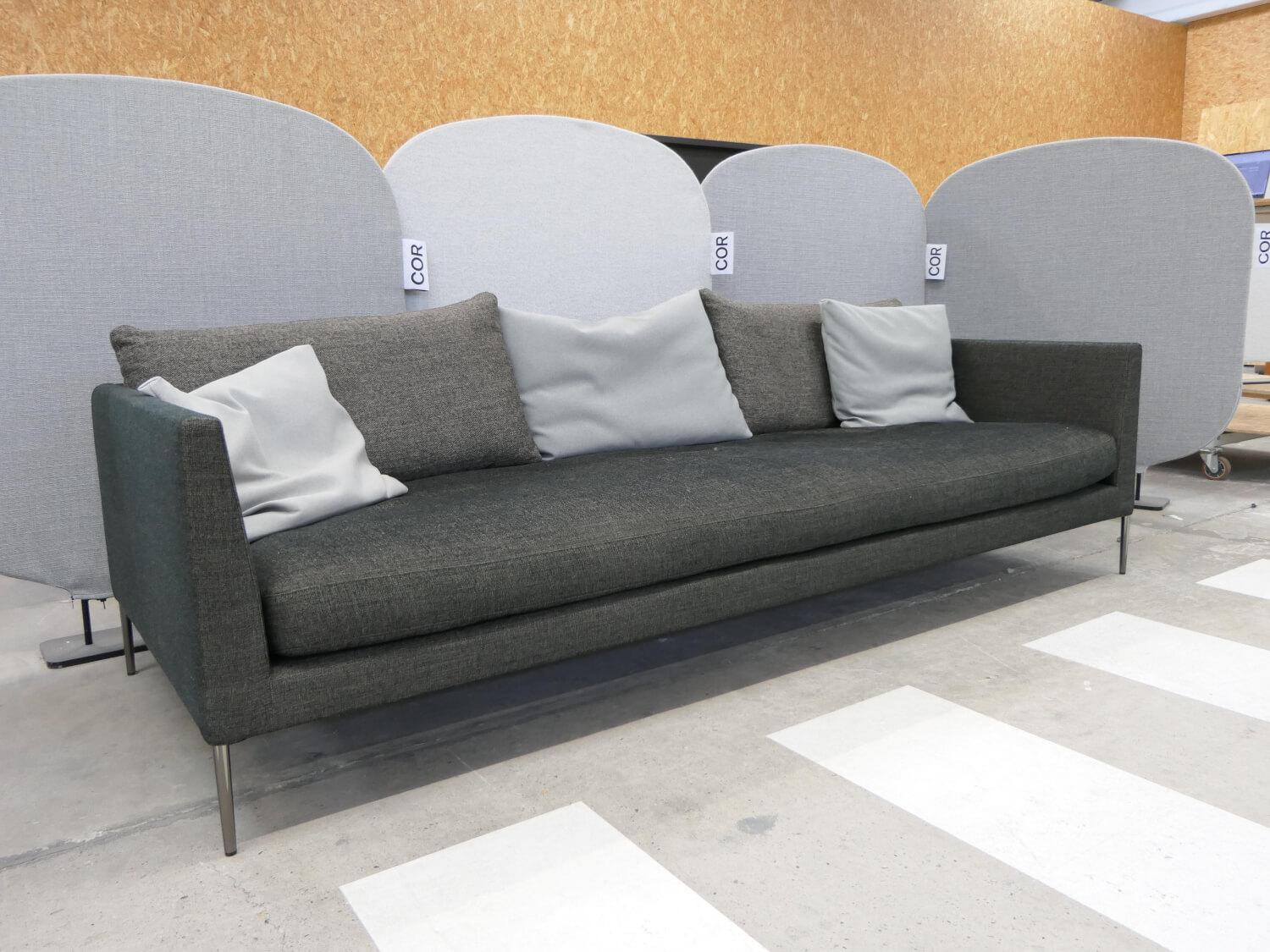COR - Sofa Pilotis Stoff 8161 Schwarz Braun Füße Schwarz Chrom Inklusive Rückenkissen - 7
