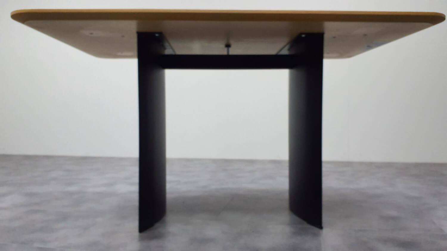 K+W - Esstisch 5239 1A Platte Asteiche Echtholzfurnier Gestell Metall Schwarz Strukturiert - 3