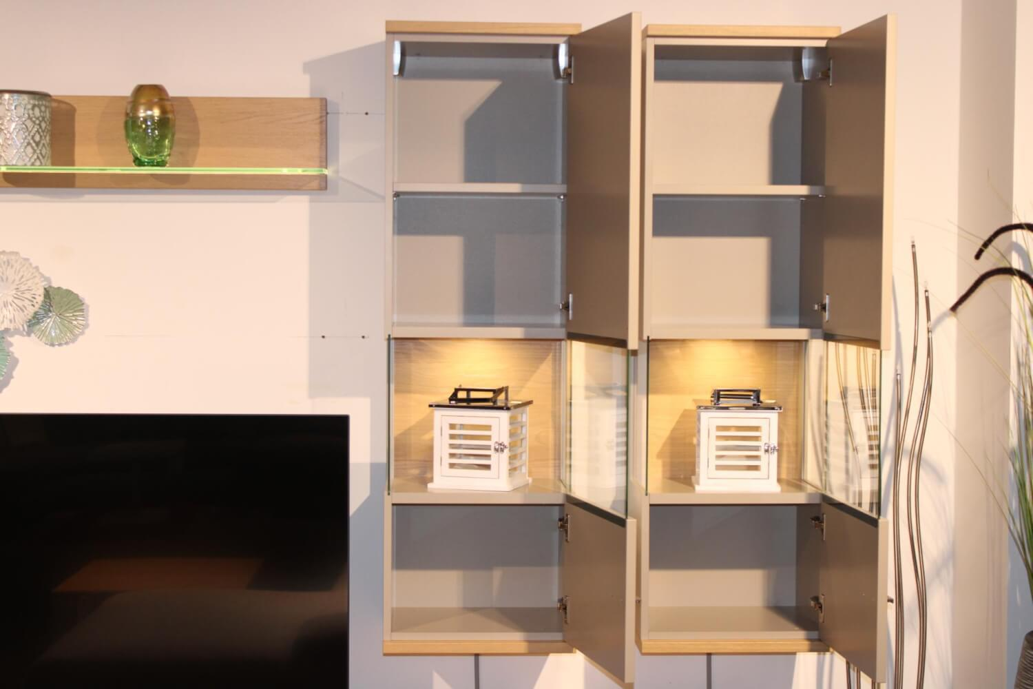Rietberger Möbelwerke - Wohnwand Lodano Lack Cashmere Grau Eiche Sand mit Beleuchtung - 8