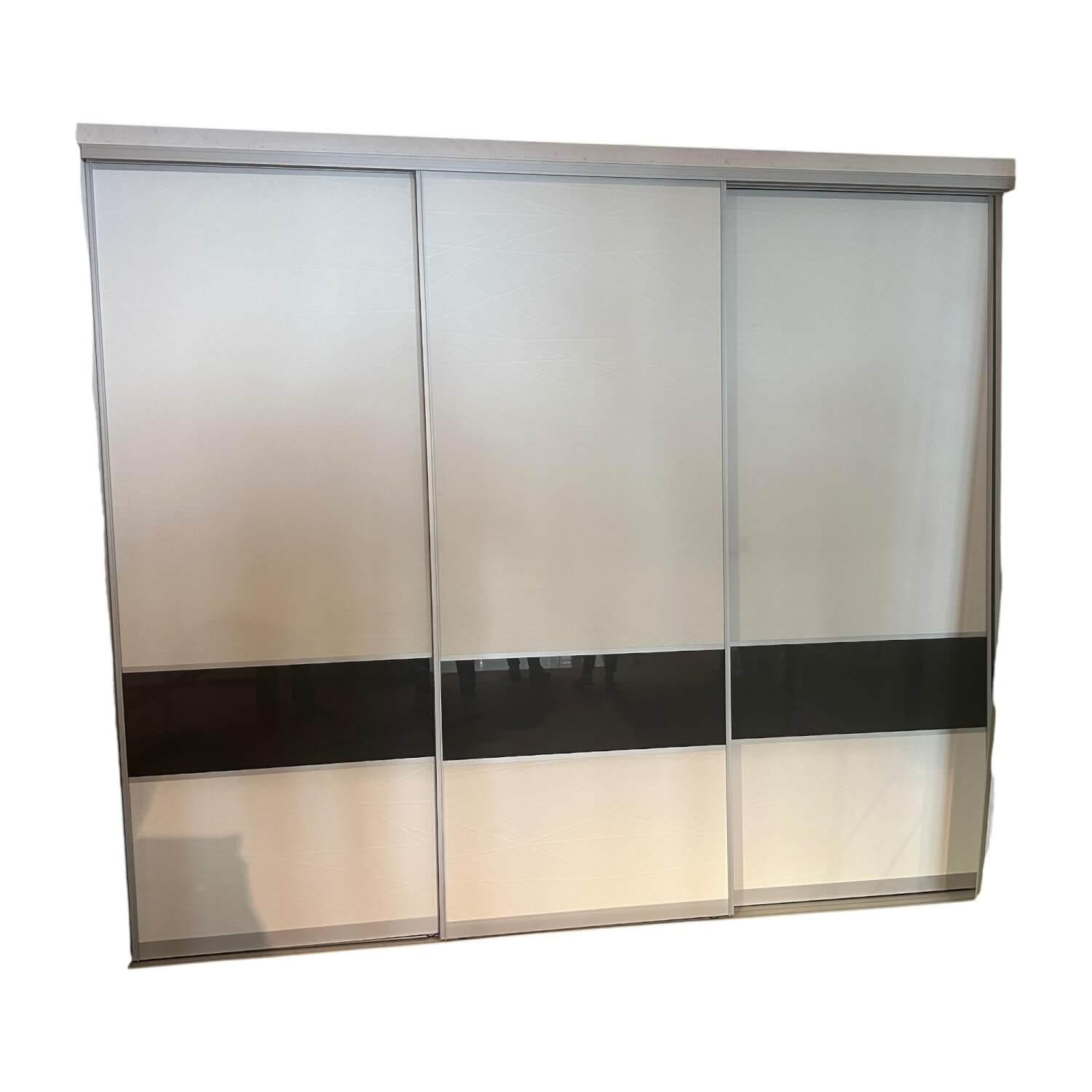 Raumplus - Schiebetürenschrank Front Weiß Matt Strukturiert Korpus Grau Mit Hochwertiger Inneneinteilung - 1