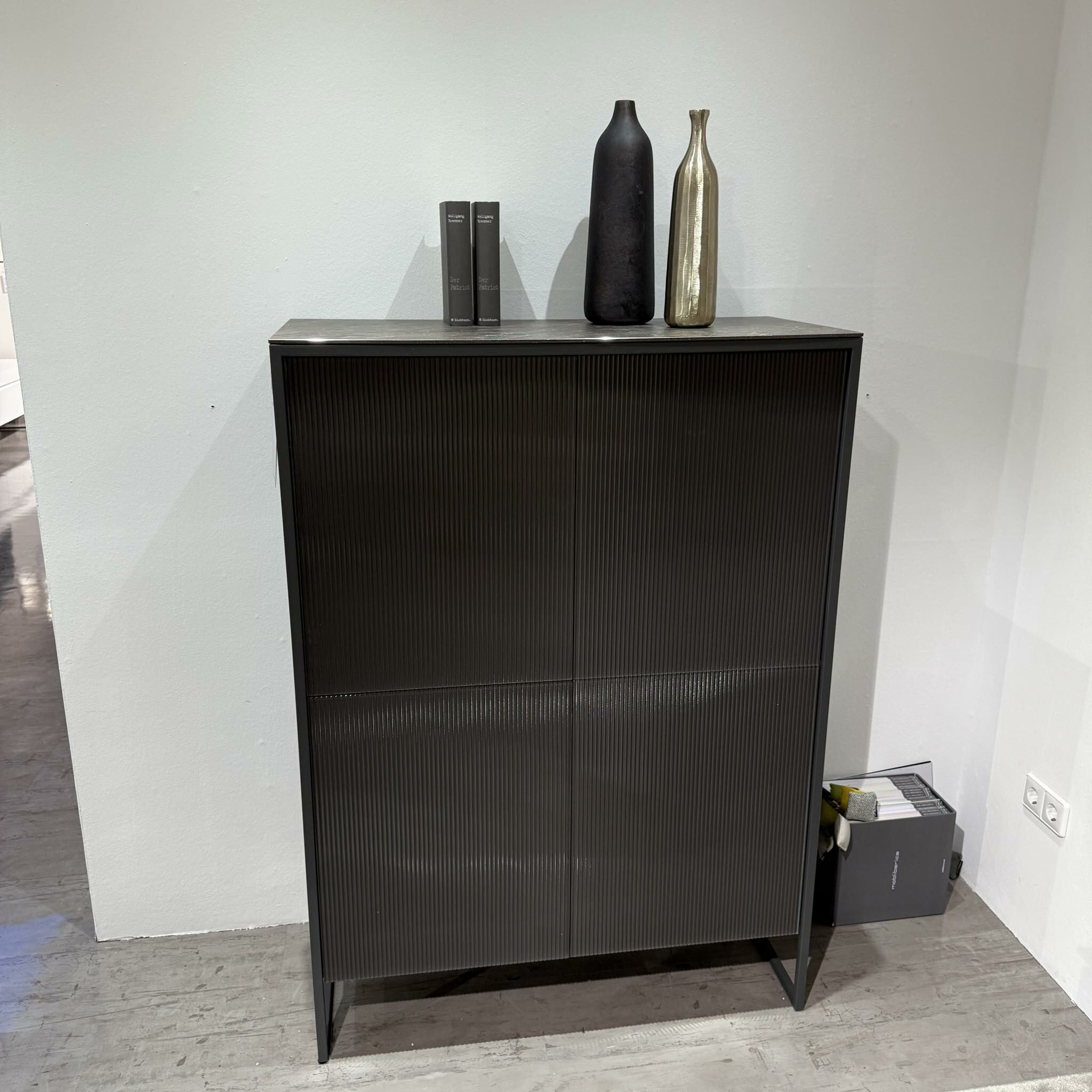 Mobliberica - Highboard Terra Body glas antraciet Framemateriaal antraciet - 4