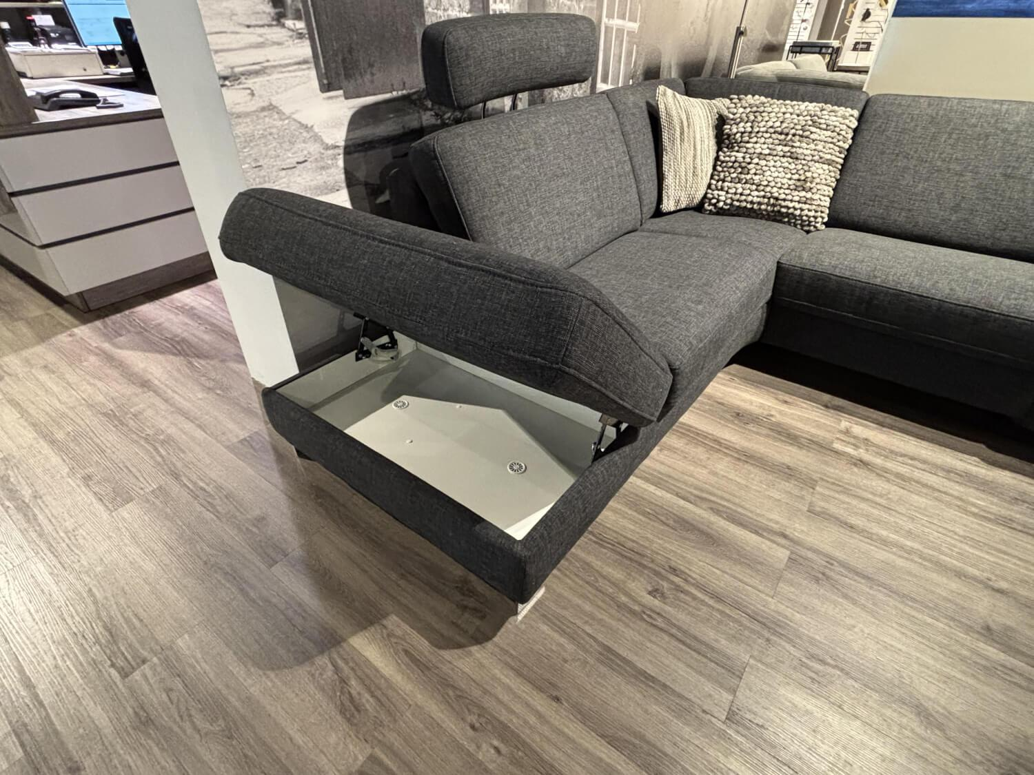 Hukla - Ecksofa Sofastyle Stoff  Vincent Anthrazit Metallfuß Chrom Inklusive 2 Kopfstützen Ohne Kissen - 3