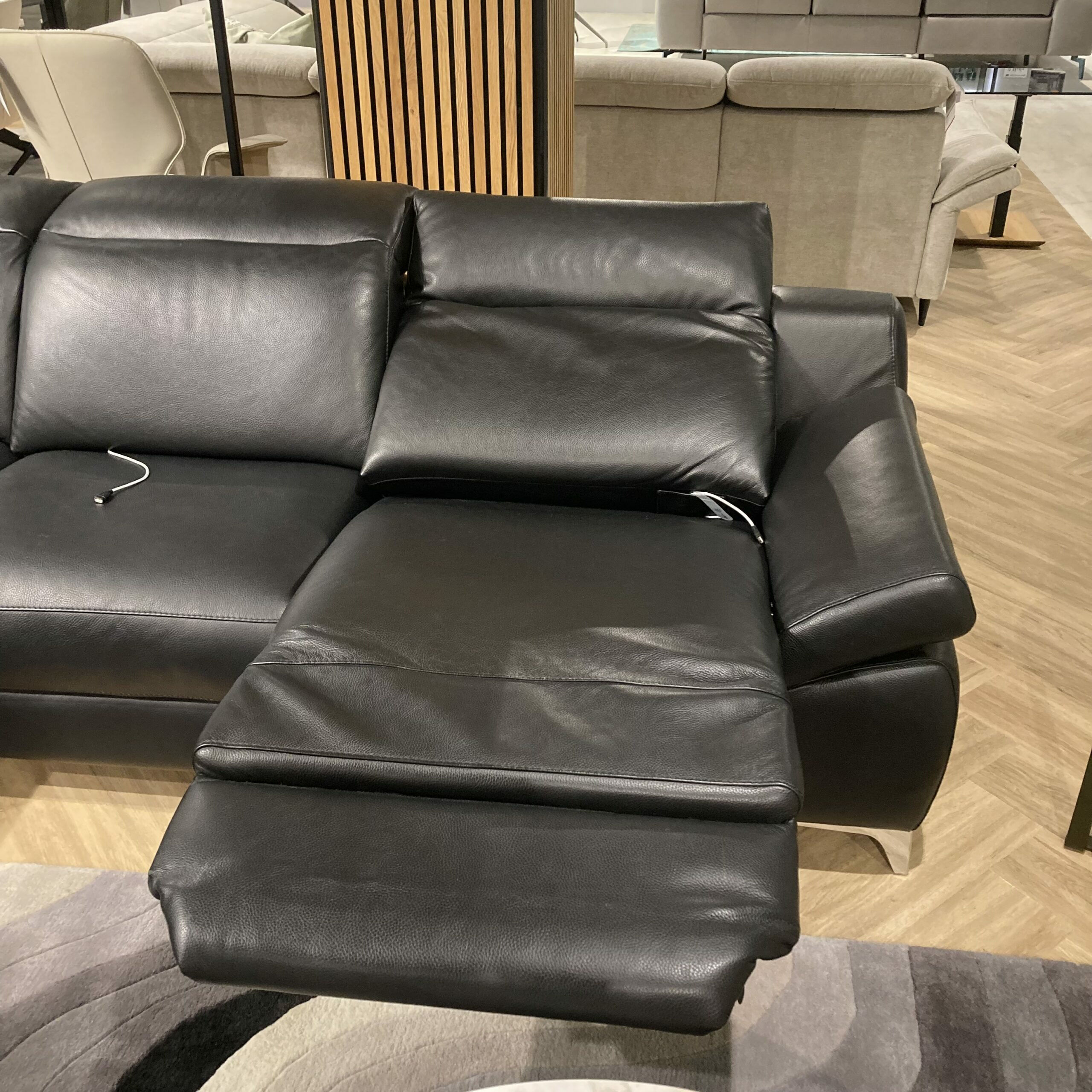 Musterring - Ecksofa MR9110 Leder Trentino Schwarz Füße Metall Verchromt - 2
