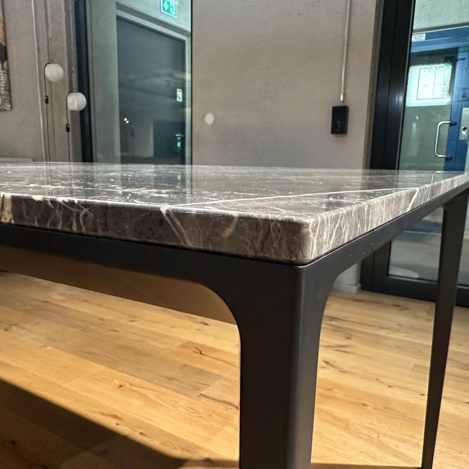 Rimadesio - Esstisch Long Island Marmor 184 Crystal Grey Gestell Metall Gebürstet 13 Nero - 5