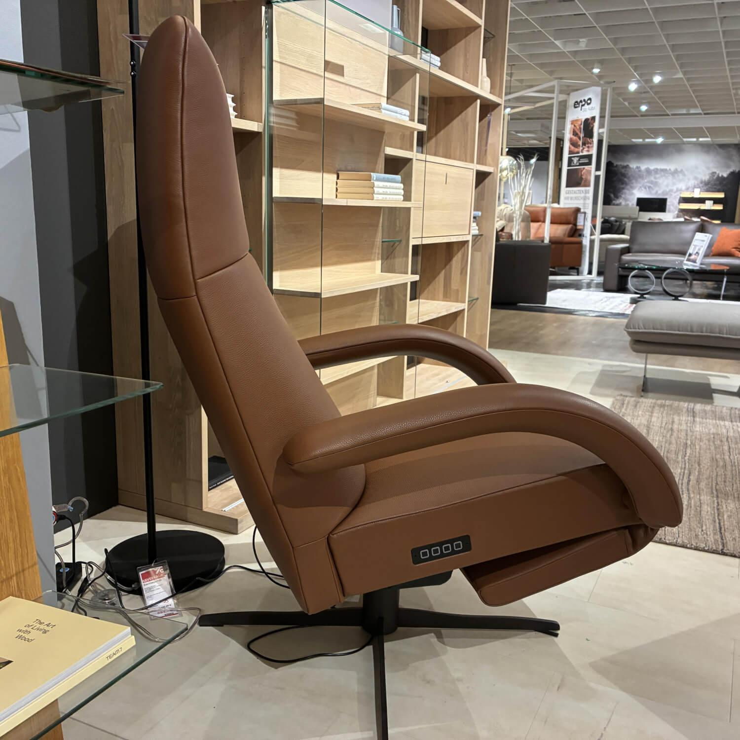 Jori - Relaxsessel Yoga 3391 Multi-Move Medi in Celia Tabacco Braun Metallgestell Gewellt Lackiert Schwarz Mit Motorischer Rückenlehne Inkl. Verstellbarer Kopfstütze - 4