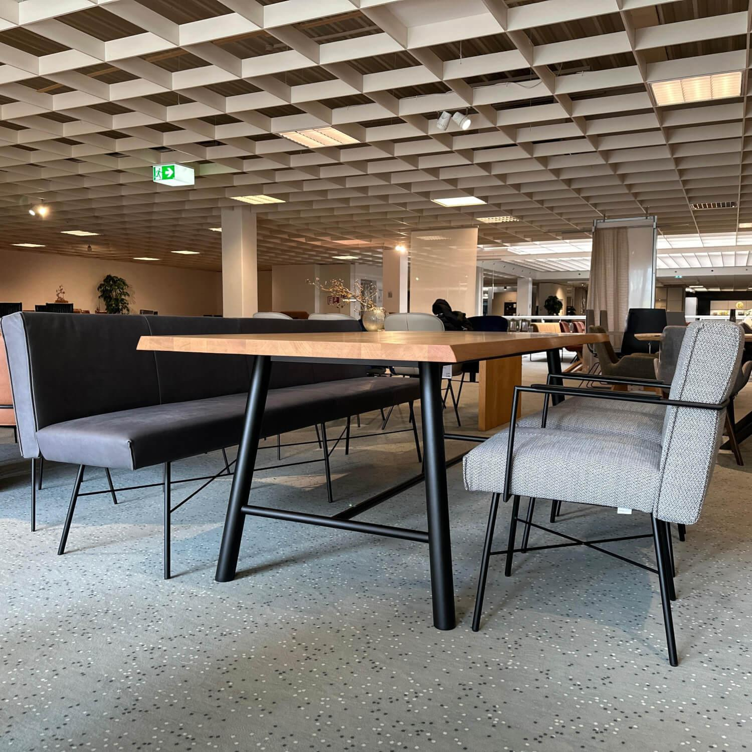 Bert Plantagie - Essgruppe Berck Anise Aster Brown Eiche Astig Geölt Leder Twilight Anthrazit Gestell Lack Verkehrsschwarz - 2