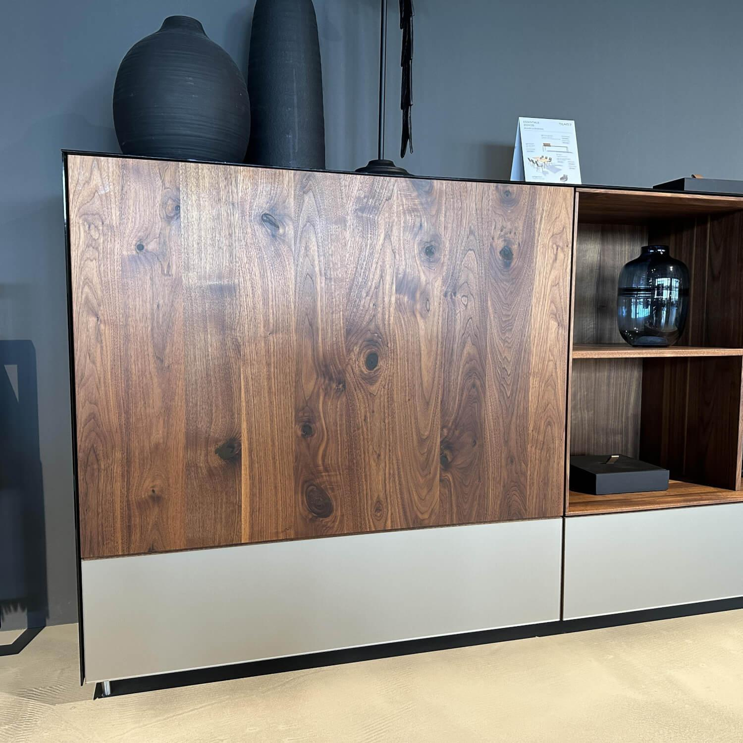 Team 7 - Anrichte Cubus Pure Nussbaum Naturöl Mit Farbglas Bronze Matt - 2