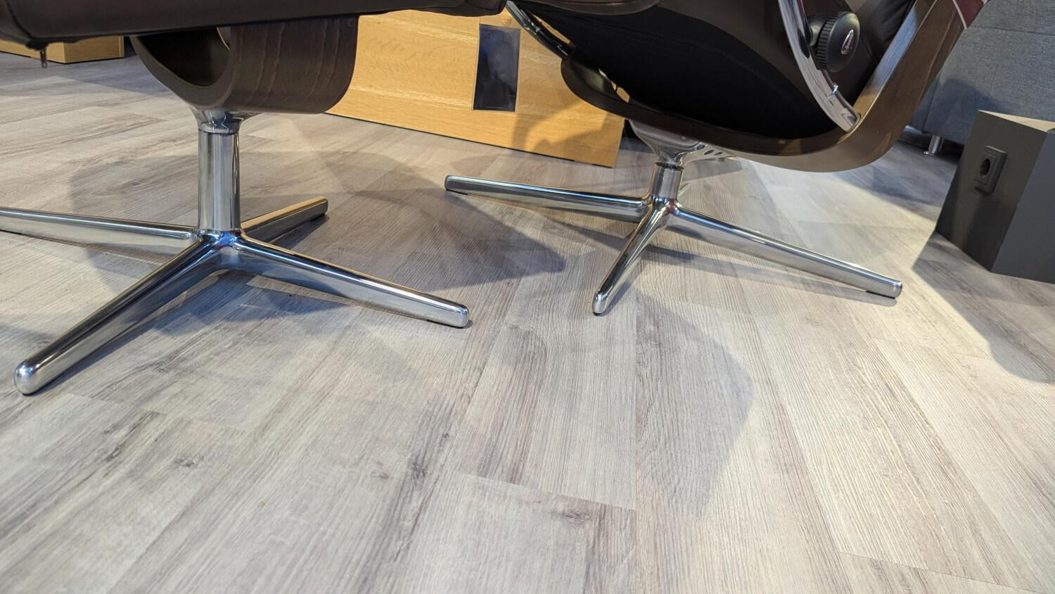 Stressless - Sessel Erik M Leder Paloma 33 Espresso Braun Grau Holz Walnuss 06 Gestell Cross 40 Alu Mit Hocker - 2