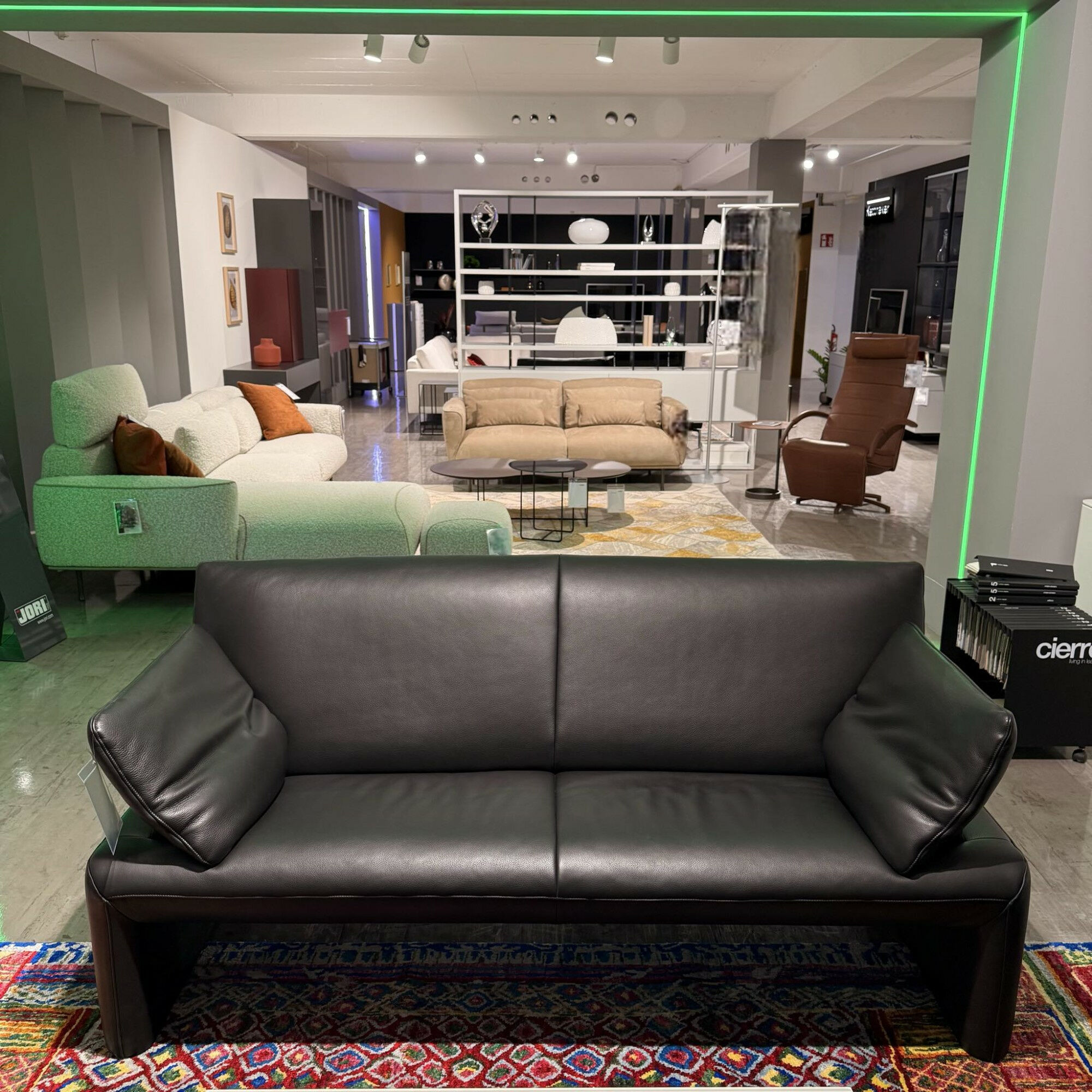 Jori - Sofa Linea Leder Lipano Black Schwarz - 4