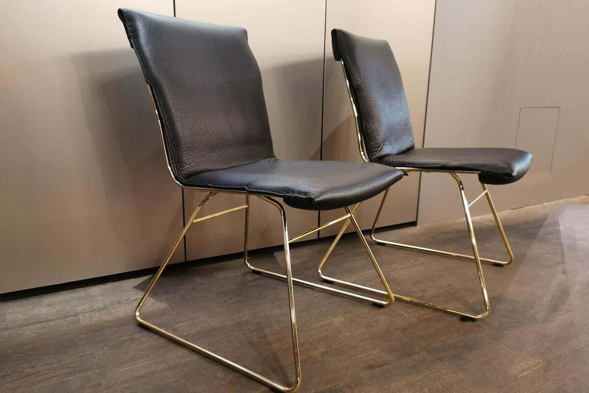 2er-Set Stuhl DS-0515 Leder Neck Blackk Schwarz Gestell Goldfarben