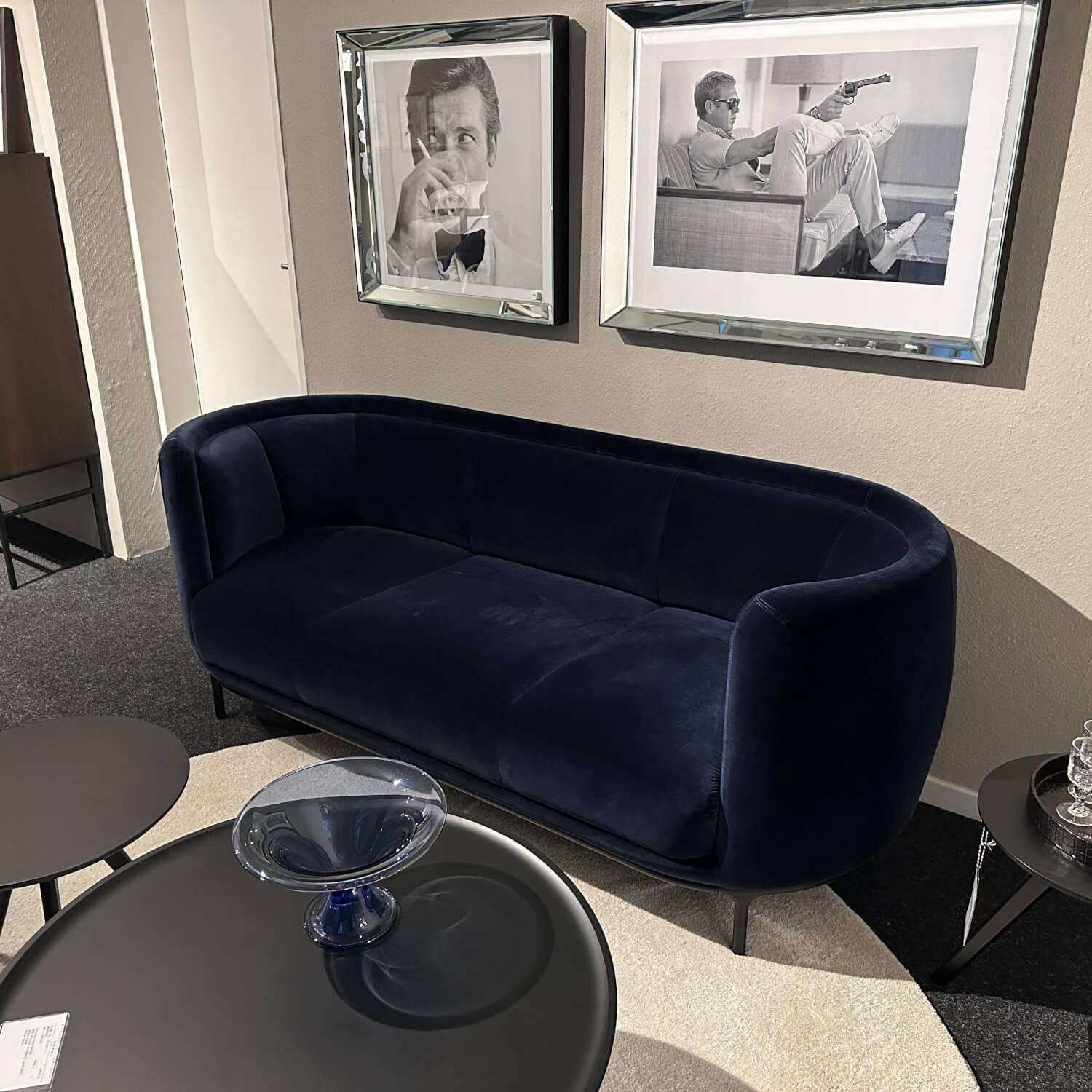 Wittmann - Sofa Vuelta Fabric E Velvet Navy Blue Feet Black - 4