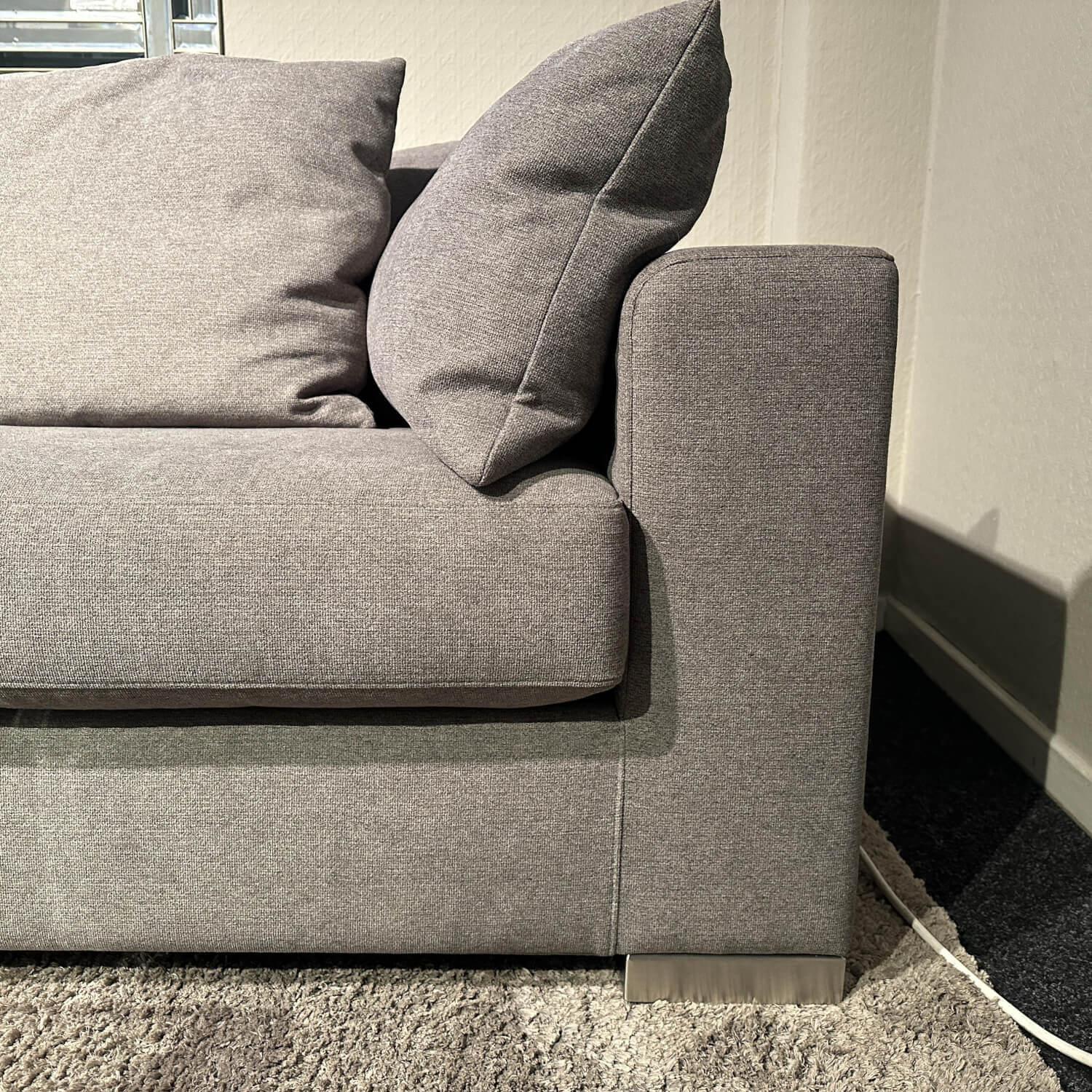 Bielefelder Werkstätten - Sofa Inspiration Stoff S Lario BW1745 181 Grau Füße Edelstahl - 2