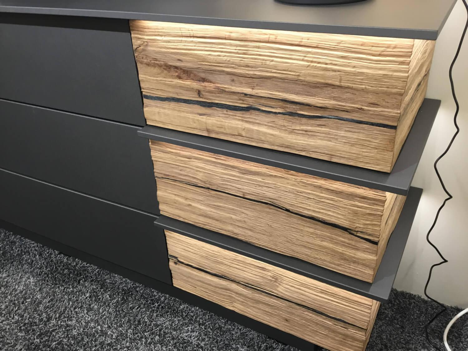 Musterring - Sideboard MR Jana 710143 Lack Graphit Anthrazit Absetzung Spaltholz Eiche Lackiert Mit Beleuchtung - 6