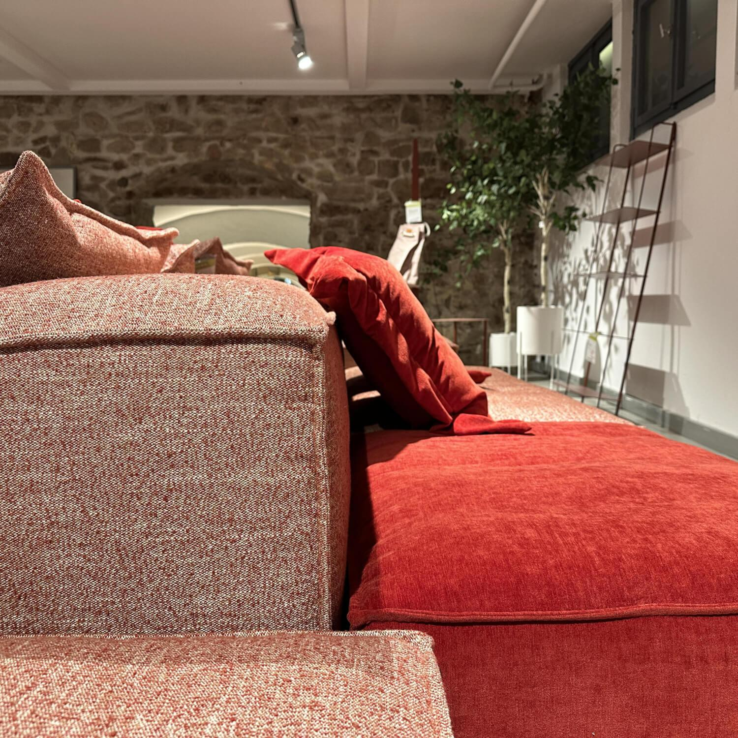 Designwerk - Polstergruppe Dido Stoff Earth Strawberry Rot Und Stoff Natural Apple Rosa Fuß Schwarz Inklusive Kissen - 2