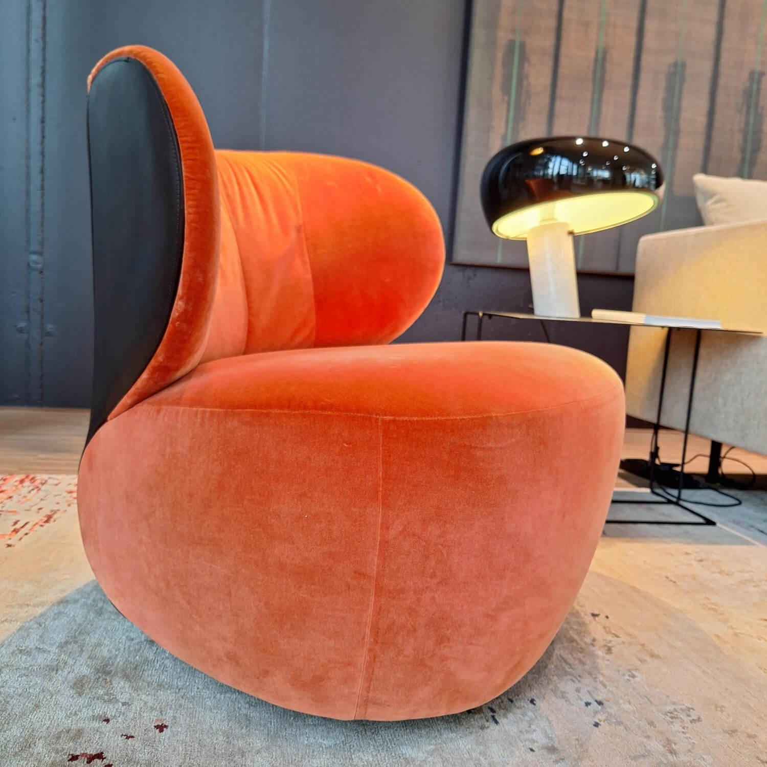 Walter Knoll - Sessel Bao Außen Leder Seddle Coffee Schwarz Innen Stoff Samt Harald Pumpkin Orange Drehteller Schwarz - 10
