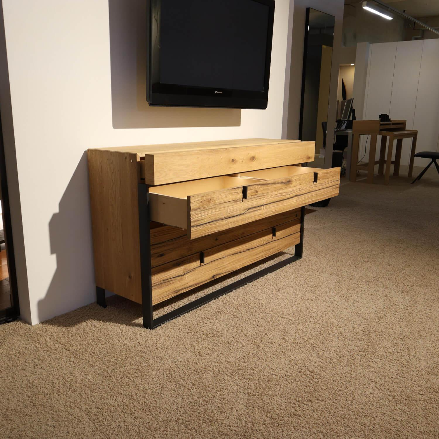 Contur - Schlafzimmer Acerra C Wildeiche Massiv Mit Bett Kommode 2 Nachttischen Und Kleiderschrank - 12